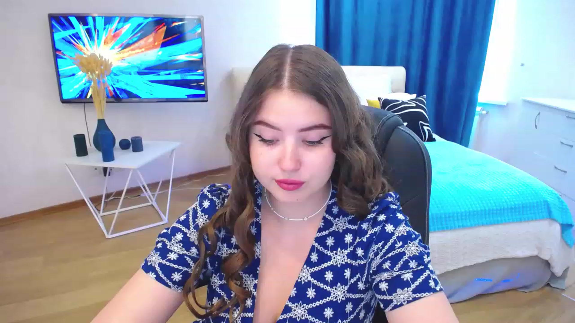 Gallery image thumbnail from AdmireMyEyes's myfreecams stream on, 08/23/2023, 12:29 image 13 of 20