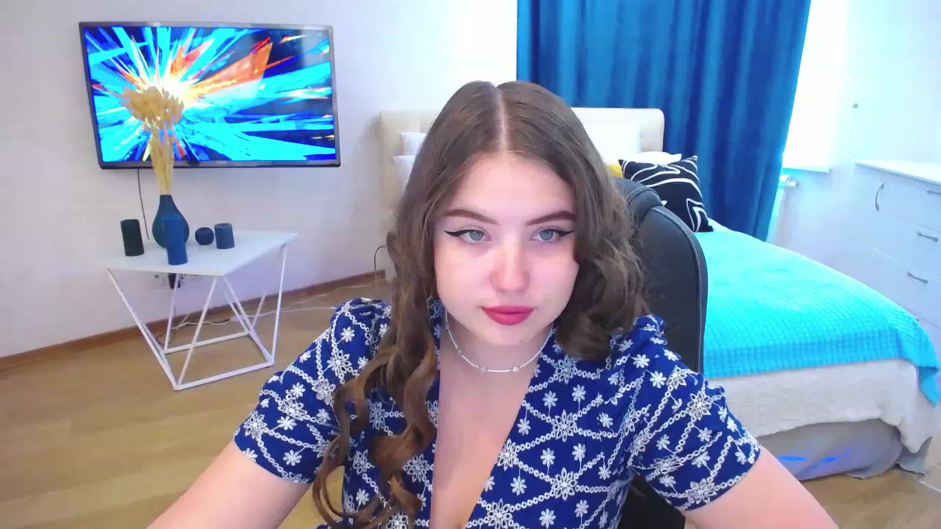 Gallery image thumbnail from AdmireMyEyes's myfreecams stream on, 08/23/2023, 12:29 image 11 of 20