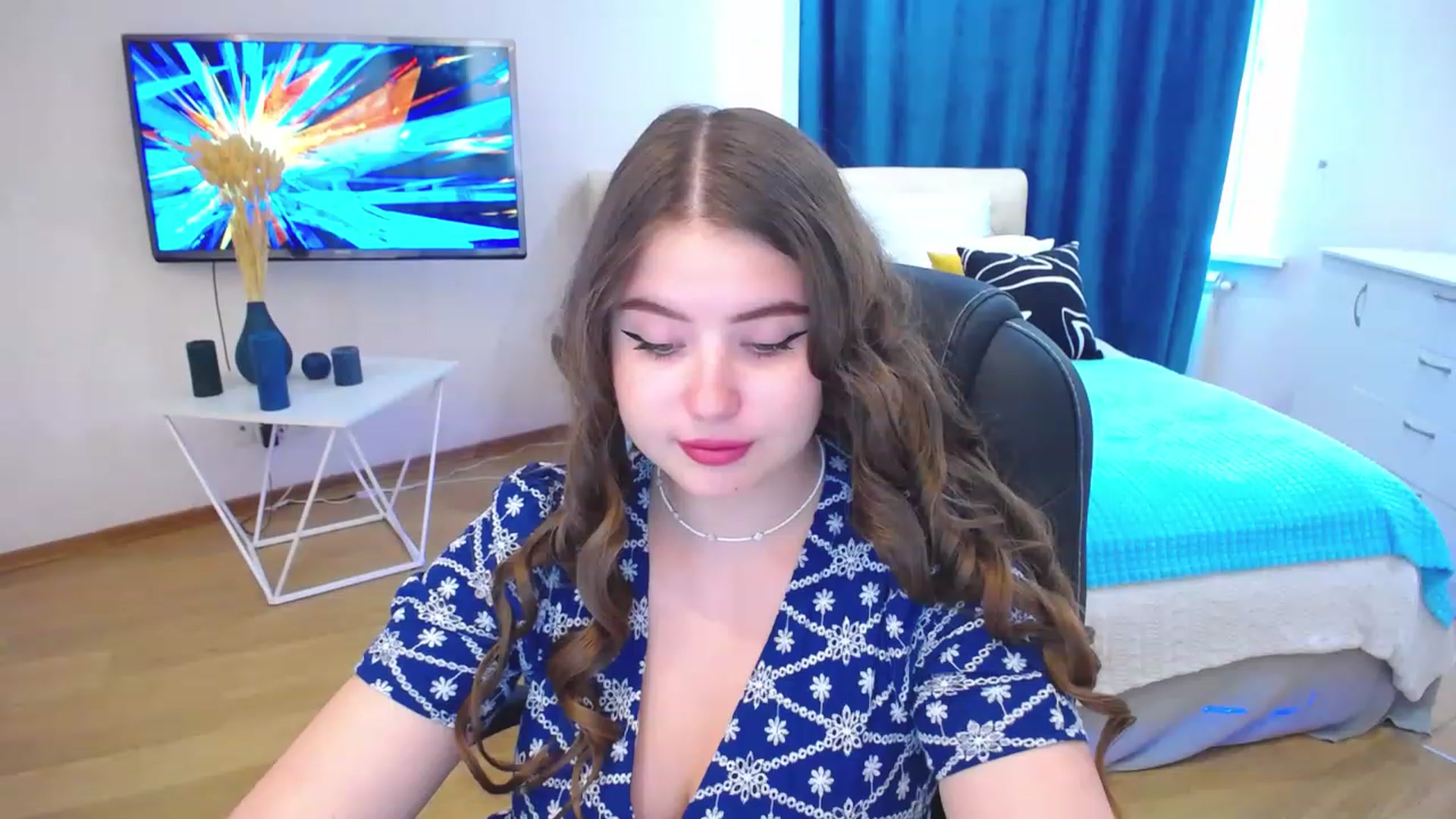Gallery image thumbnail from AdmireMyEyes's myfreecams stream on, 08/23/2023, 12:29 image 15 of 20