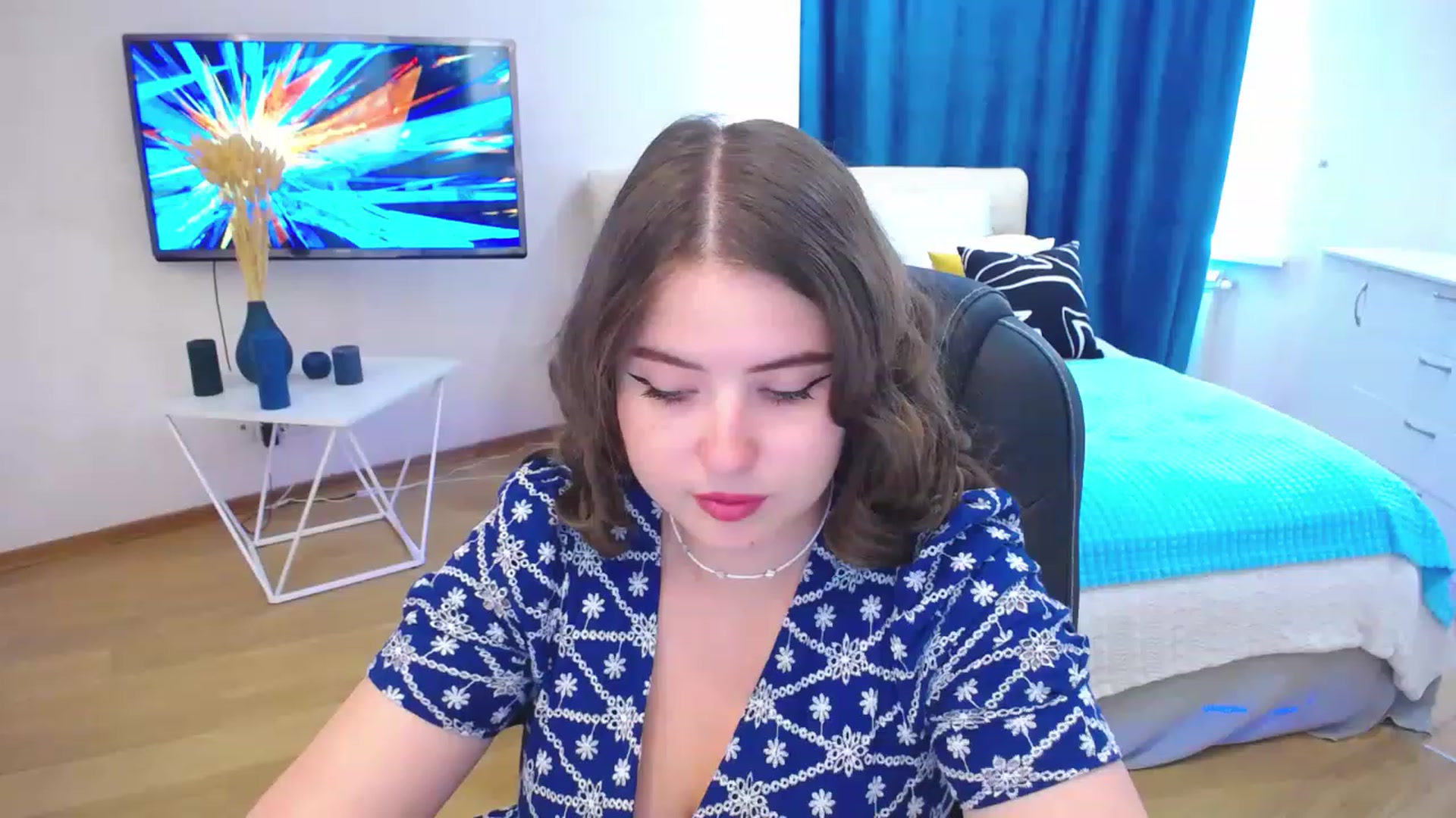 Gallery image thumbnail from AdmireMyEyes's myfreecams stream on, 08/23/2023, 12:29 image 3 of 20