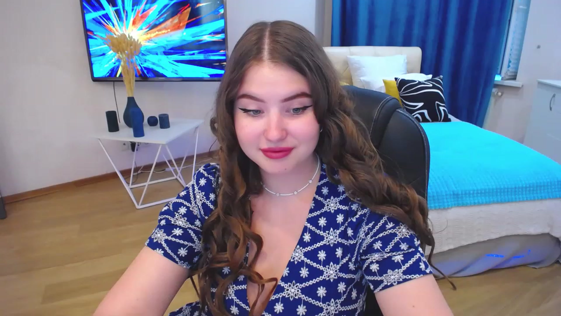 Gallery image thumbnail from AdmireMyEyes's myfreecams stream on, 08/23/2023, 16:03 image 17 of 20