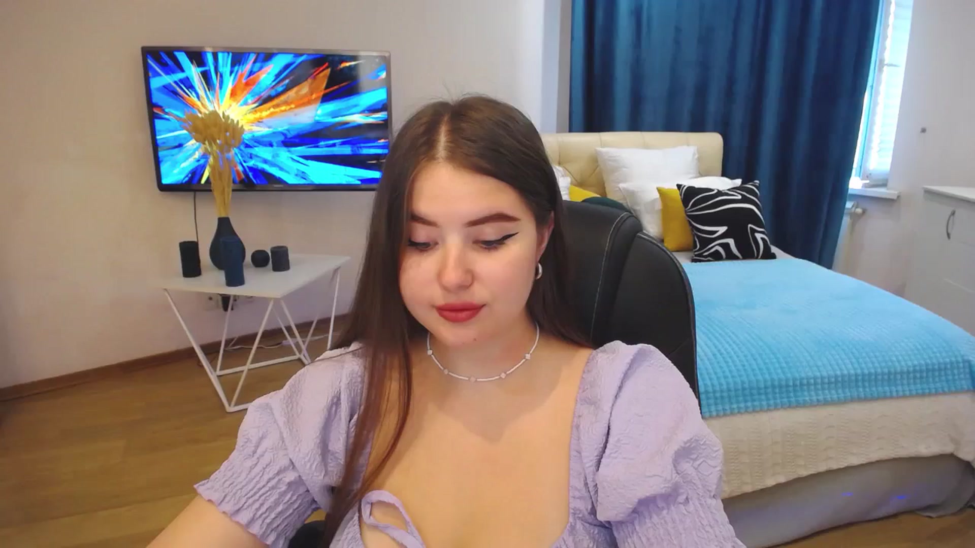 Gallery image thumbnail from AdmireMyEyes's myfreecams stream on, 08/24/2023, 05:47 image 17 of 20