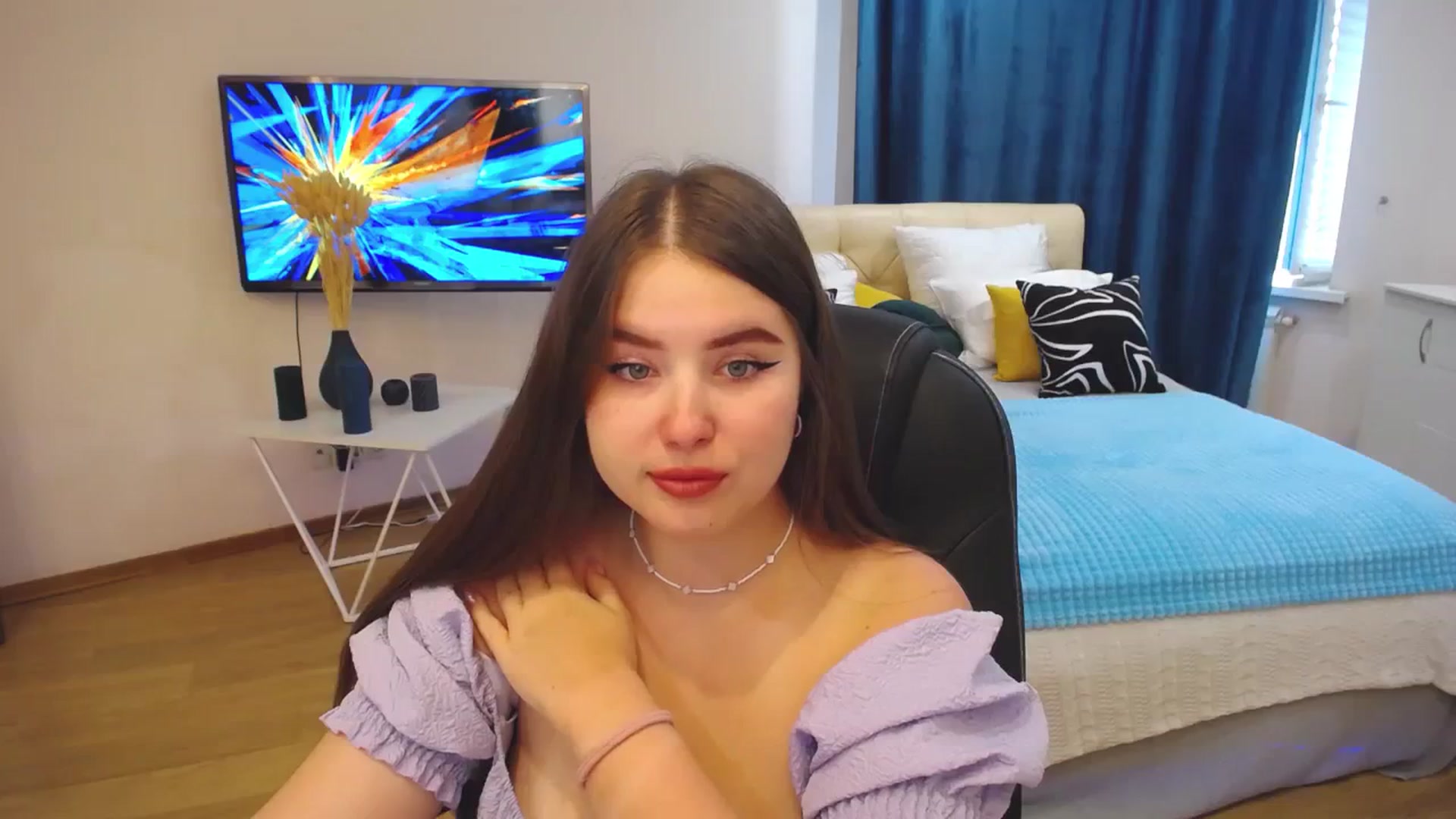 Gallery image thumbnail from AdmireMyEyes's myfreecams stream on, 08/24/2023, 09:48 image 14 of 20