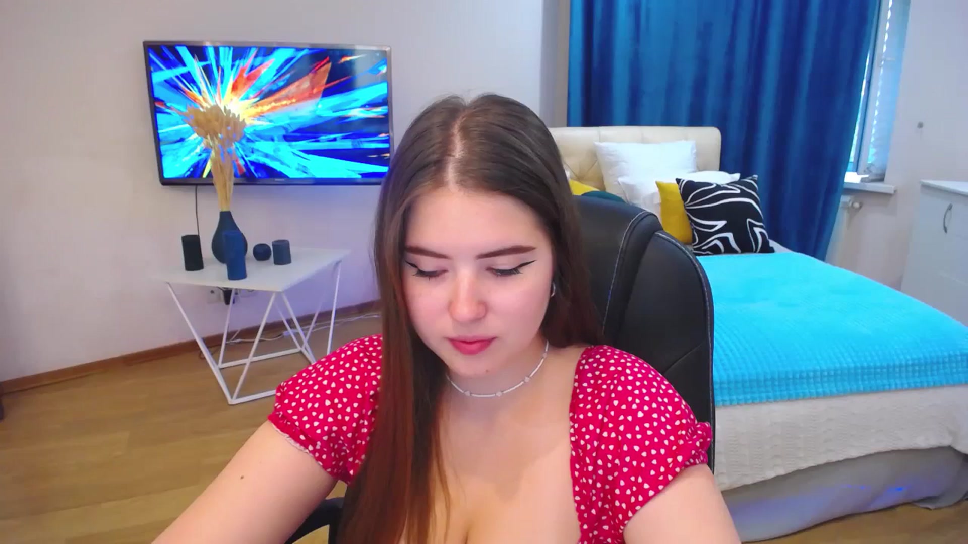 Gallery image thumbnail from AdmireMyEyes's myfreecams stream on, 08/25/2023, 03:47 image 11 of 20
