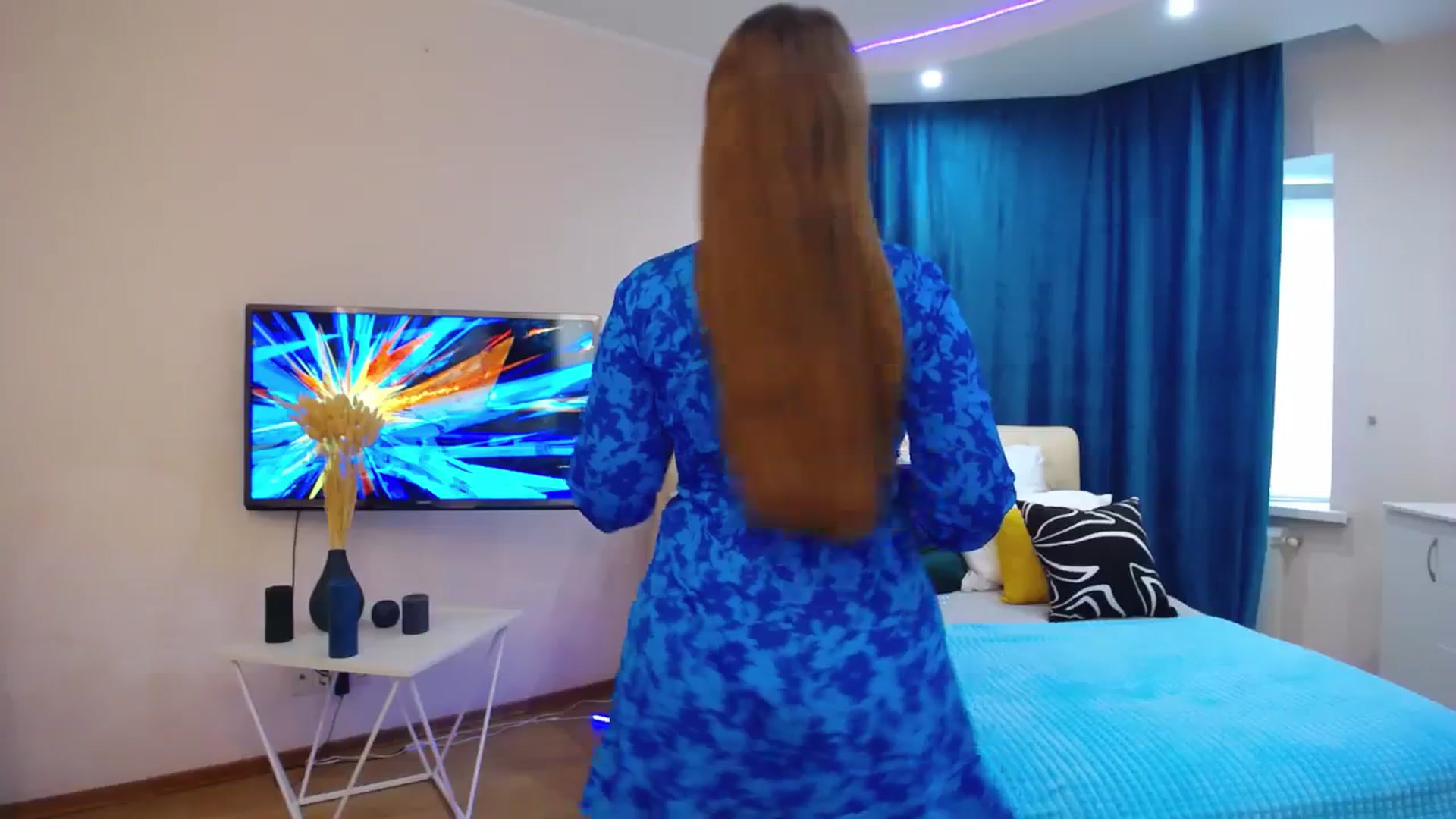 Gallery image thumbnail from AdmireMyEyes's myfreecams stream on, 08/26/2023, 08:44 image 8 of 20