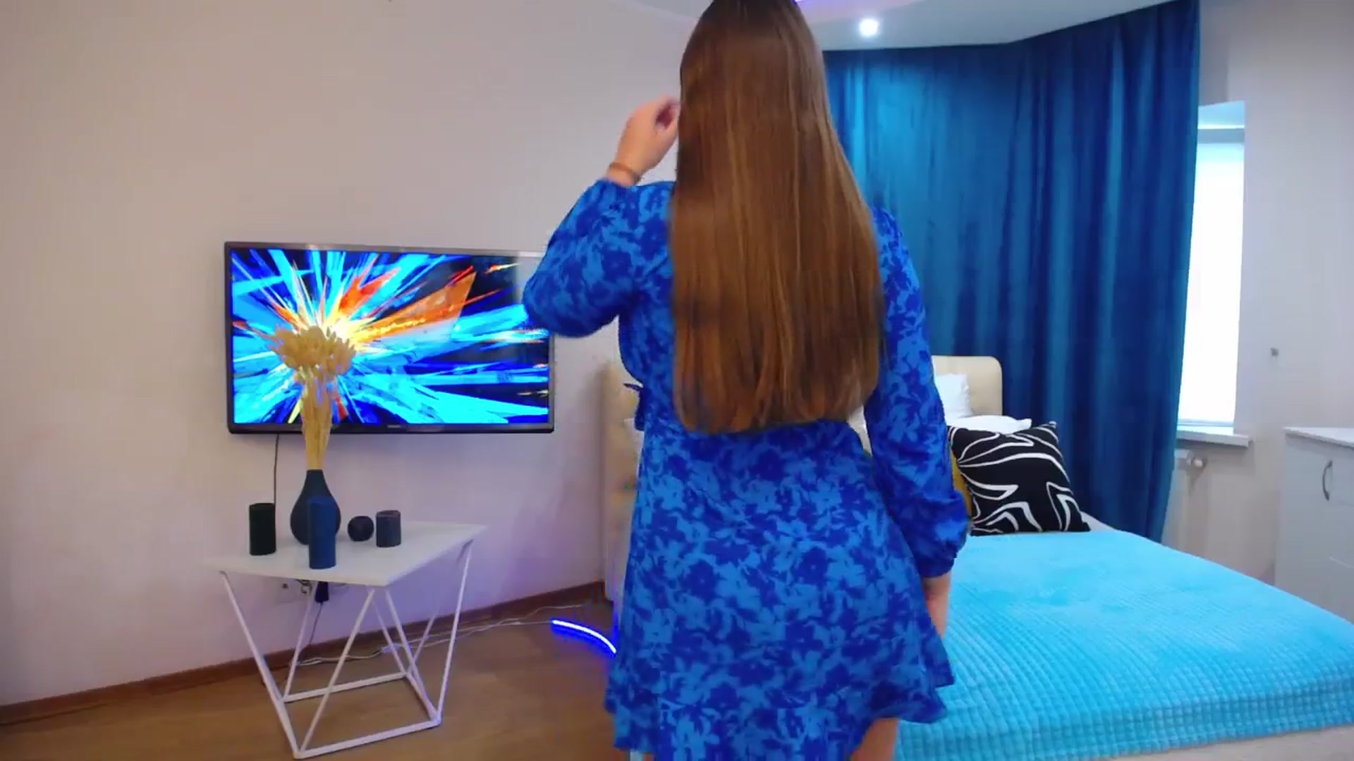 Gallery image thumbnail from AdmireMyEyes's myfreecams stream on, 08/26/2023, 08:44 image 13 of 20