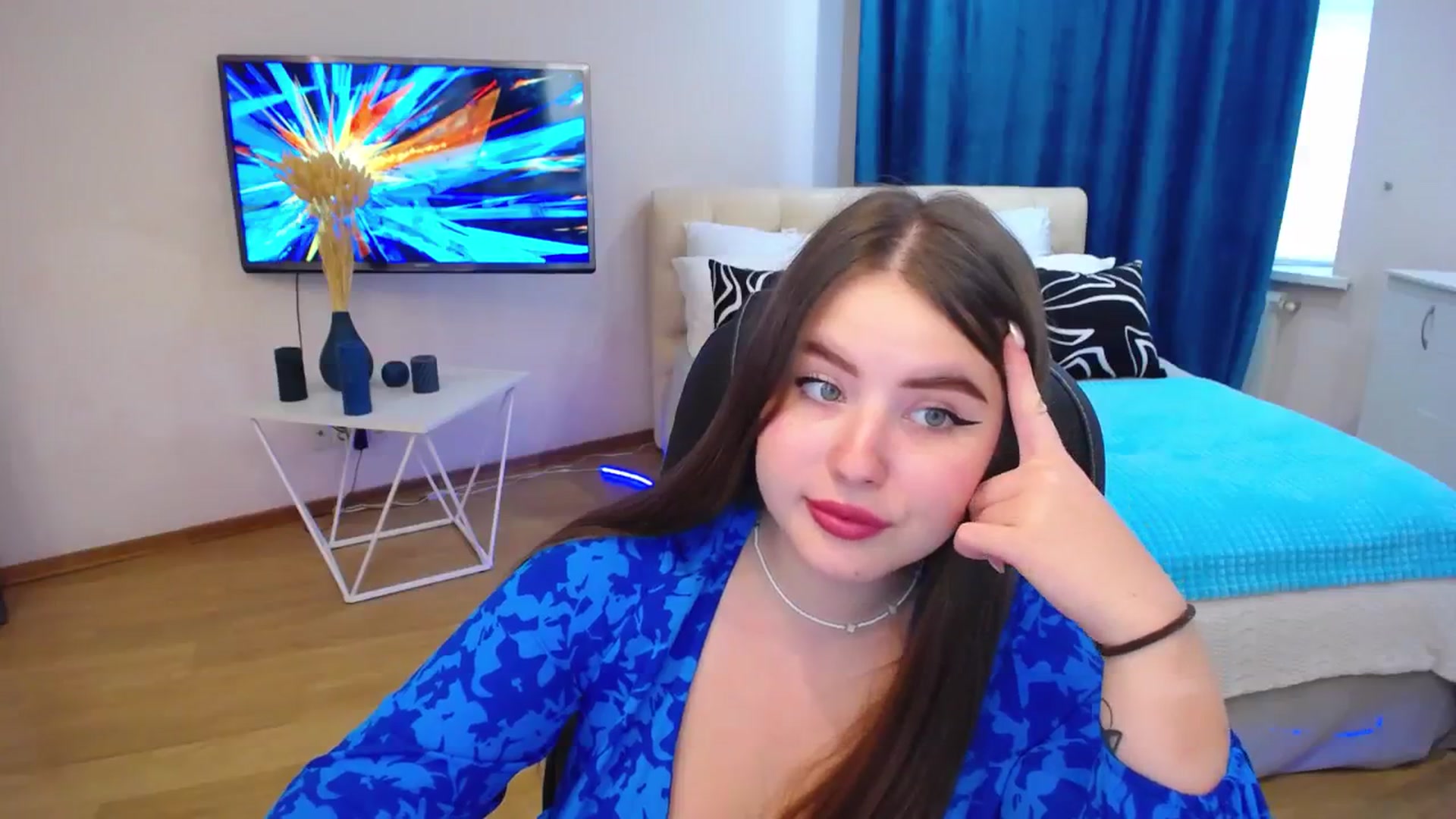 Gallery image thumbnail from AdmireMyEyes's myfreecams stream on, 08/26/2023, 09:47 image 11 of 20