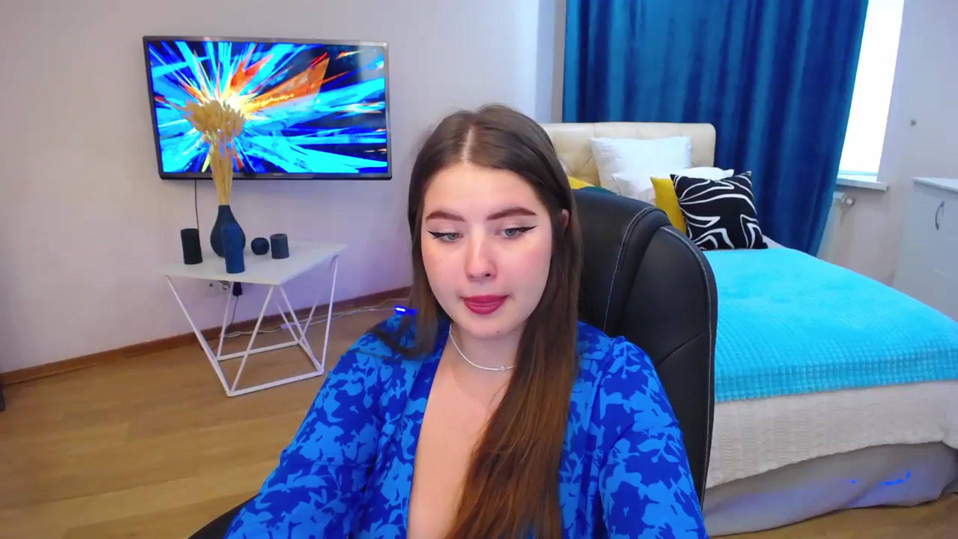 Gallery image thumbnail from AdmireMyEyes's myfreecams stream on, 08/26/2023, 09:47 image 17 of 20