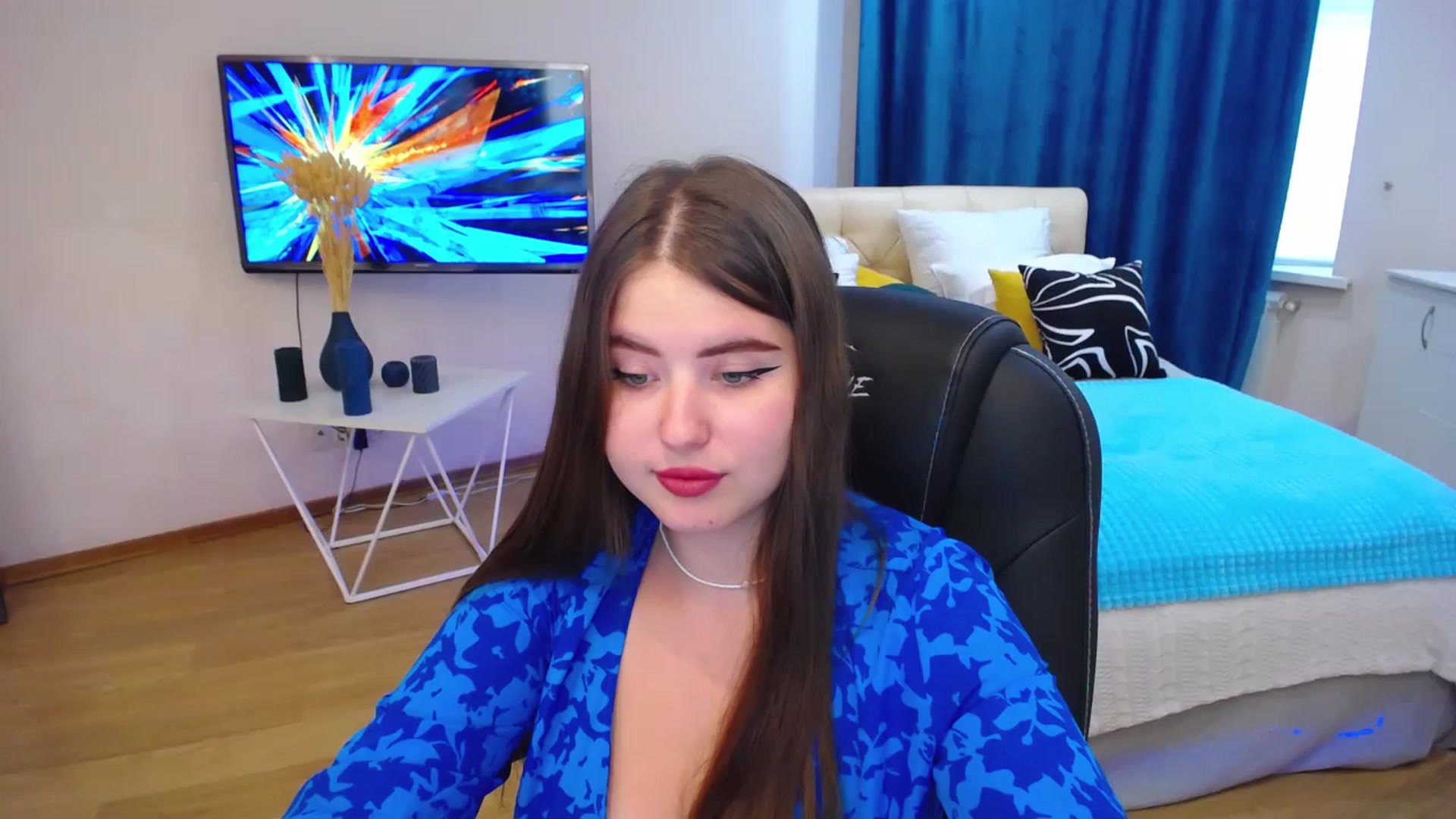 Gallery image thumbnail from AdmireMyEyes's myfreecams stream on, 08/26/2023, 09:47 image 7 of 20