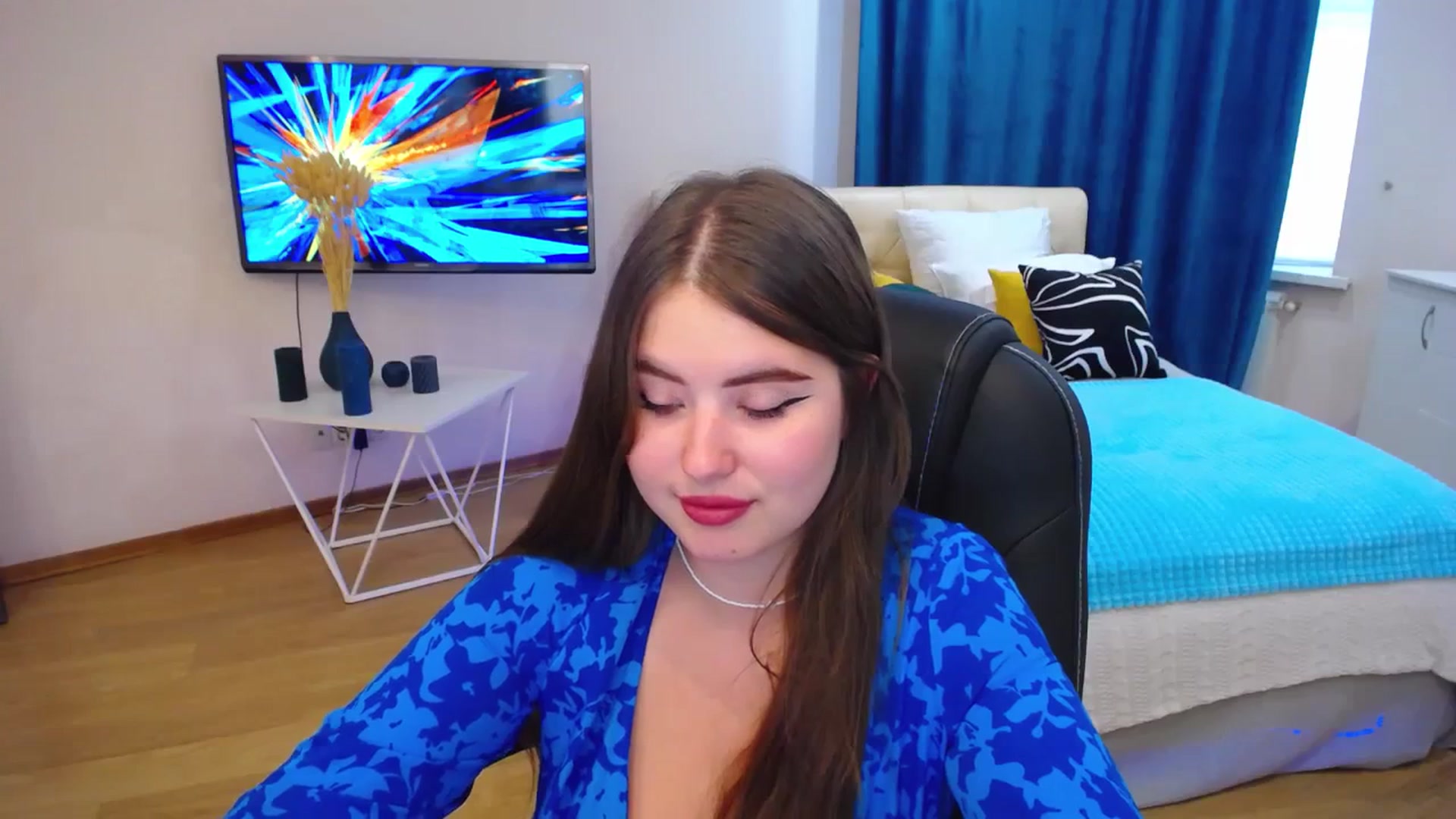 Gallery image thumbnail from AdmireMyEyes's myfreecams stream on, 08/26/2023, 09:47 image 13 of 20