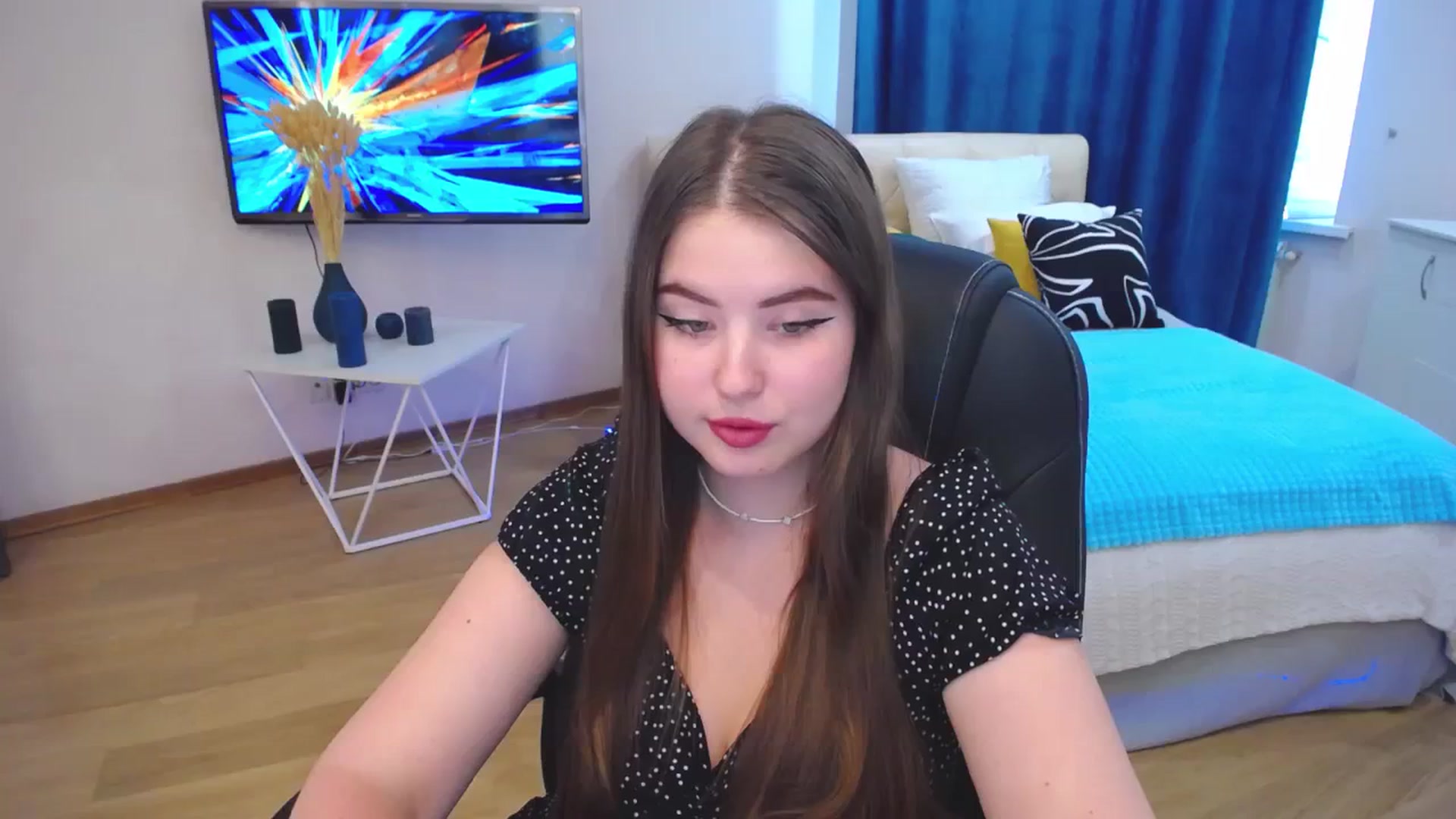 Gallery image thumbnail from AdmireMyEyes's myfreecams stream on, 08/27/2023, 09:07 image 2 of 20