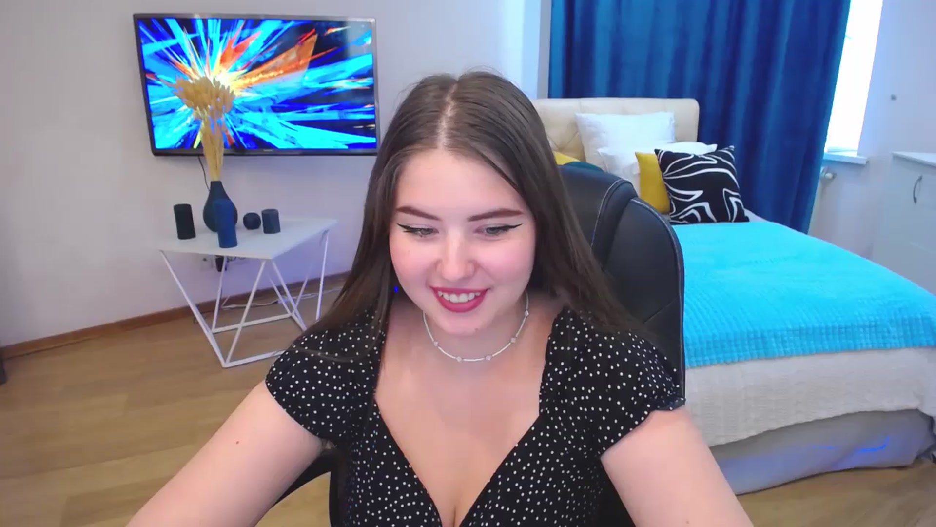 Gallery image thumbnail from AdmireMyEyes's myfreecams stream on, 08/27/2023, 09:07 image 16 of 20