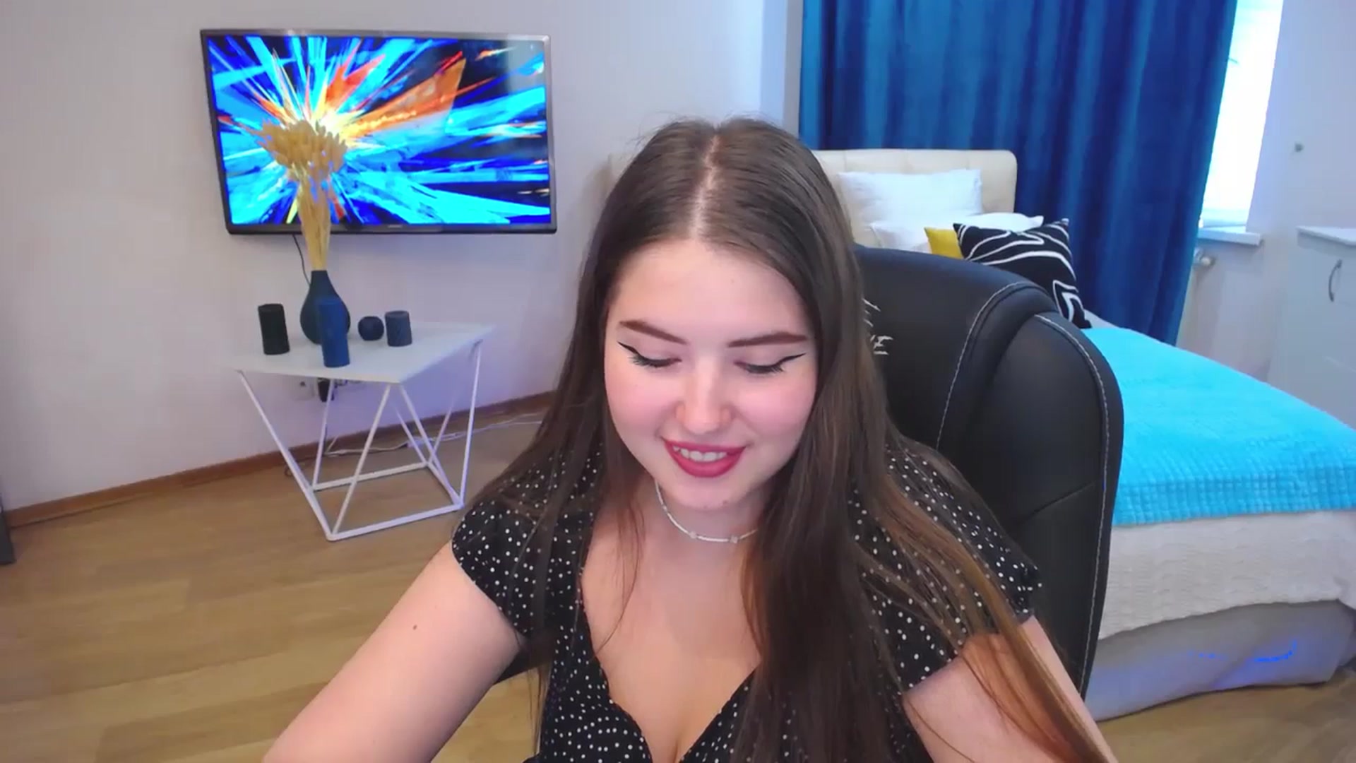 Gallery image thumbnail from AdmireMyEyes's myfreecams stream on, 08/27/2023, 09:48 image 5 of 20