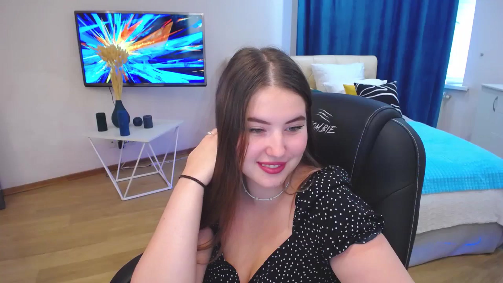 Gallery image thumbnail from AdmireMyEyes's myfreecams stream on, 08/27/2023, 09:48 image 2 of 20