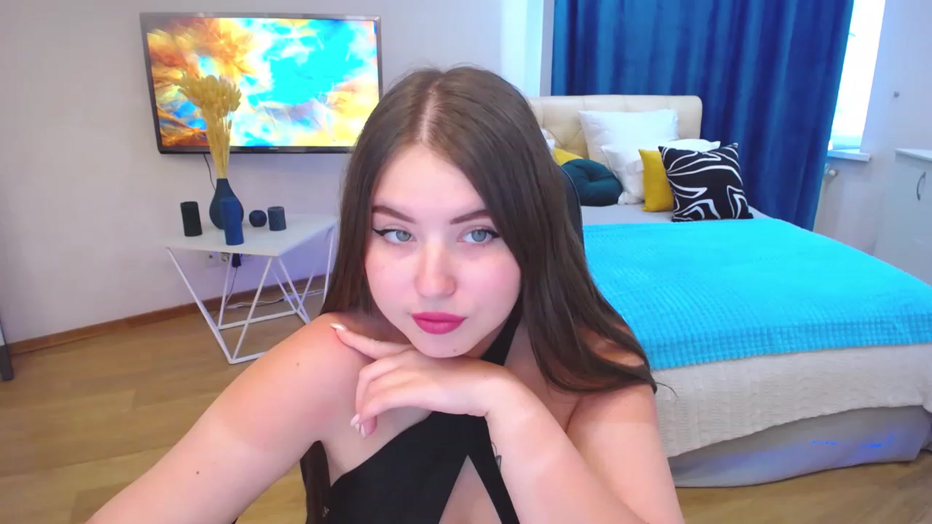 Gallery image thumbnail from AdmireMyEyes's myfreecams stream on, 08/28/2023, 07:30 image 16 of 20