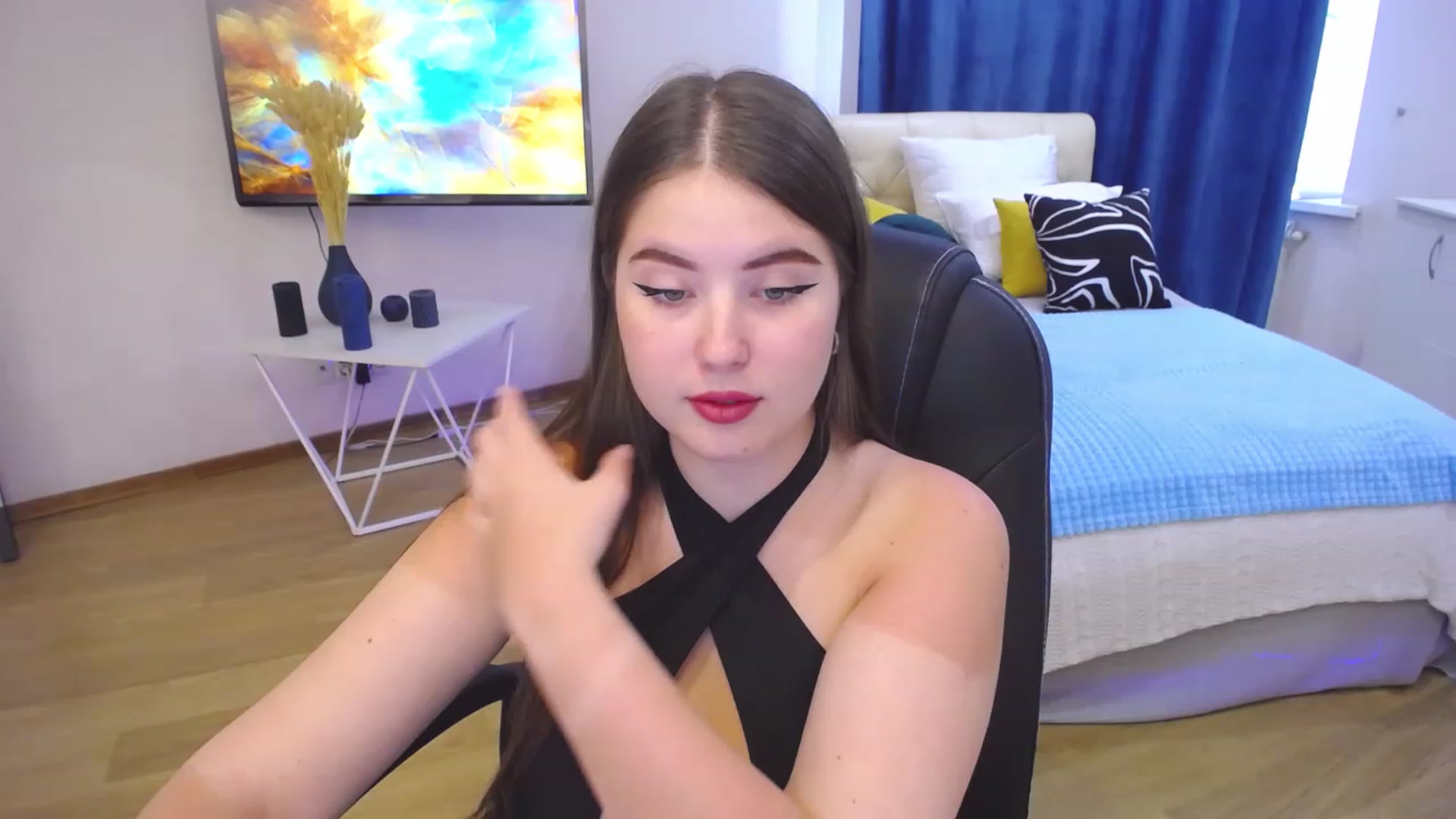 Gallery image thumbnail from AdmireMyEyes's myfreecams stream on, 08/28/2023, 07:30 image 8 of 20