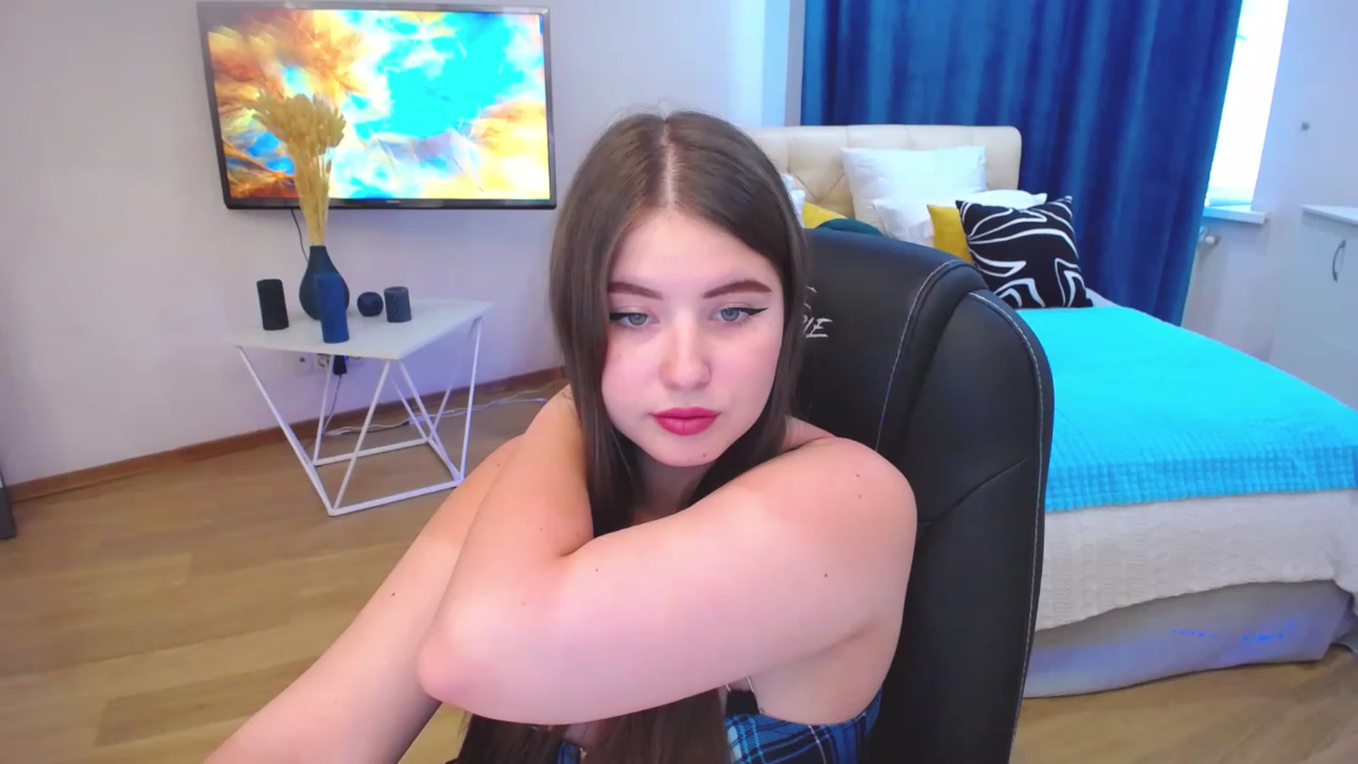 Gallery image thumbnail from AdmireMyEyes's myfreecams stream on, 08/28/2023, 08:59 image 1 of 20