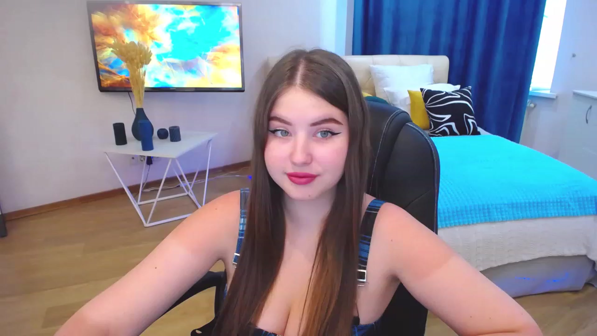 Gallery image thumbnail from AdmireMyEyes's myfreecams stream on, 08/28/2023, 08:59 image 5 of 20