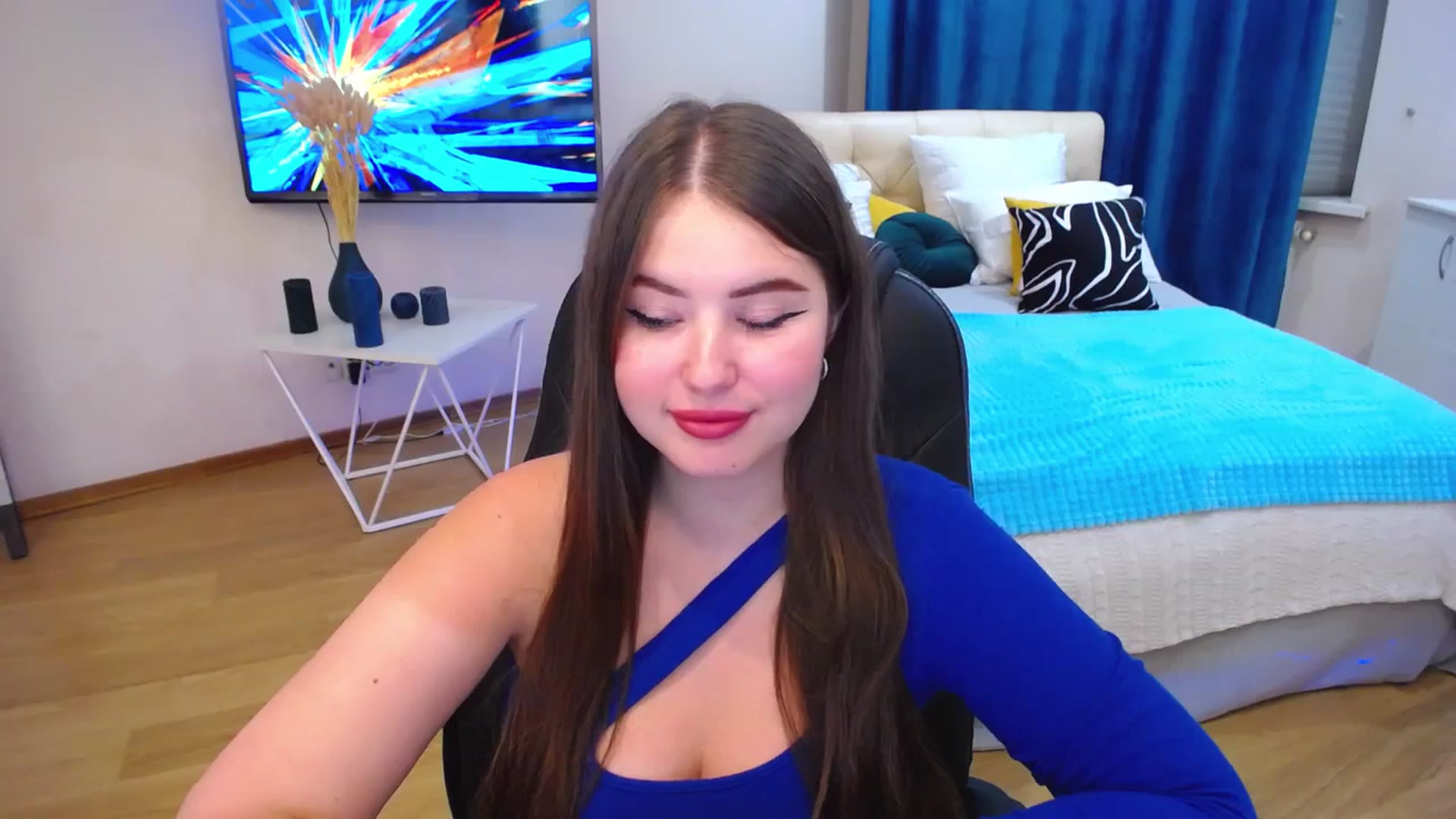 Gallery image thumbnail from AdmireMyEyes's myfreecams stream on, 08/29/2023, 16:57 image 17 of 20