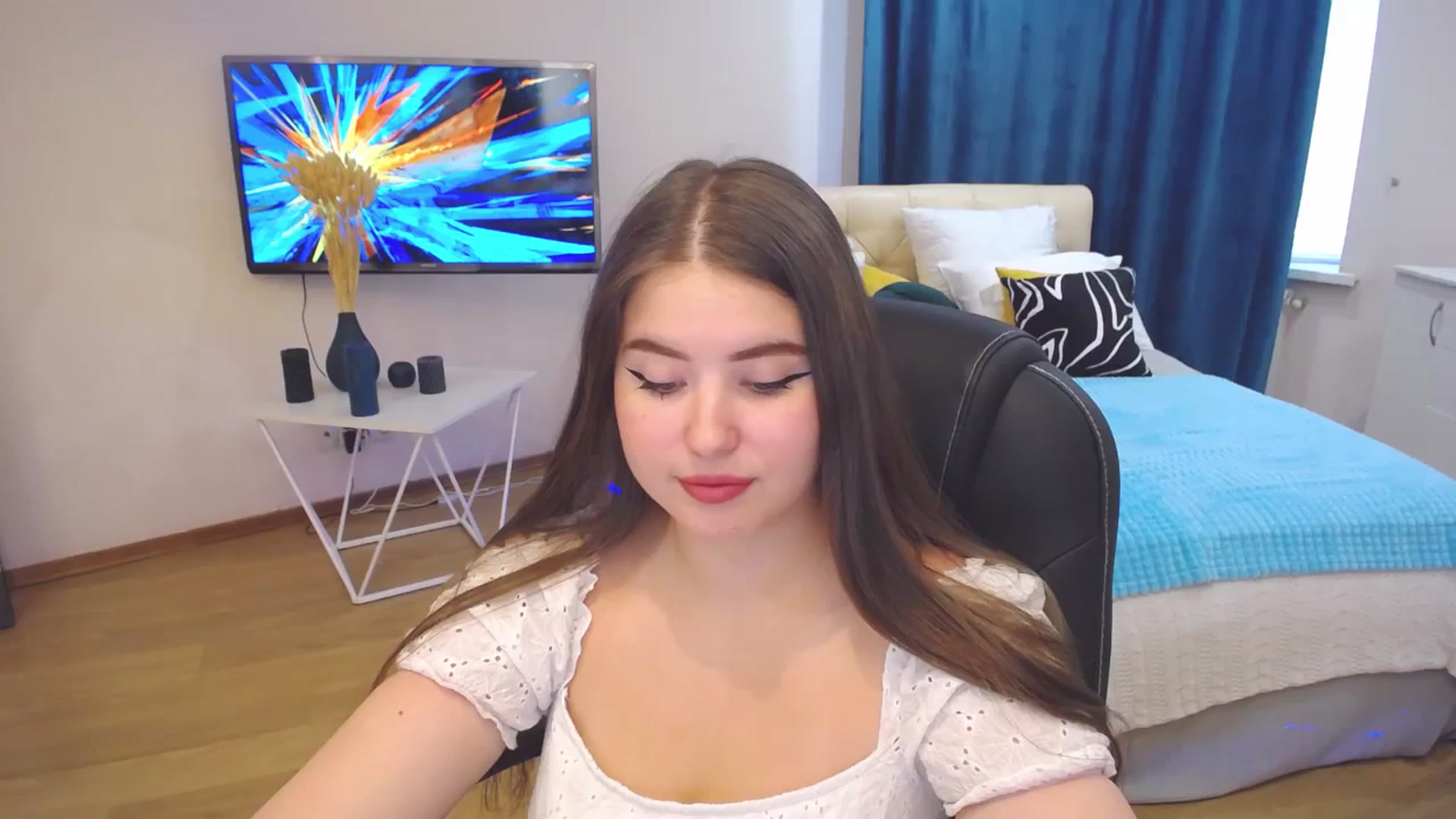 Gallery image thumbnail from AdmireMyEyes's myfreecams stream on, 08/30/2023, 05:47 image 16 of 20