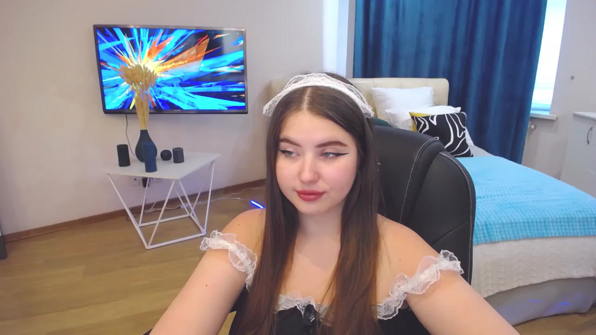 Gallery image thumbnail from AdmireMyEyes's myfreecams stream on, 08/30/2023, 09:47 image 17 of 20