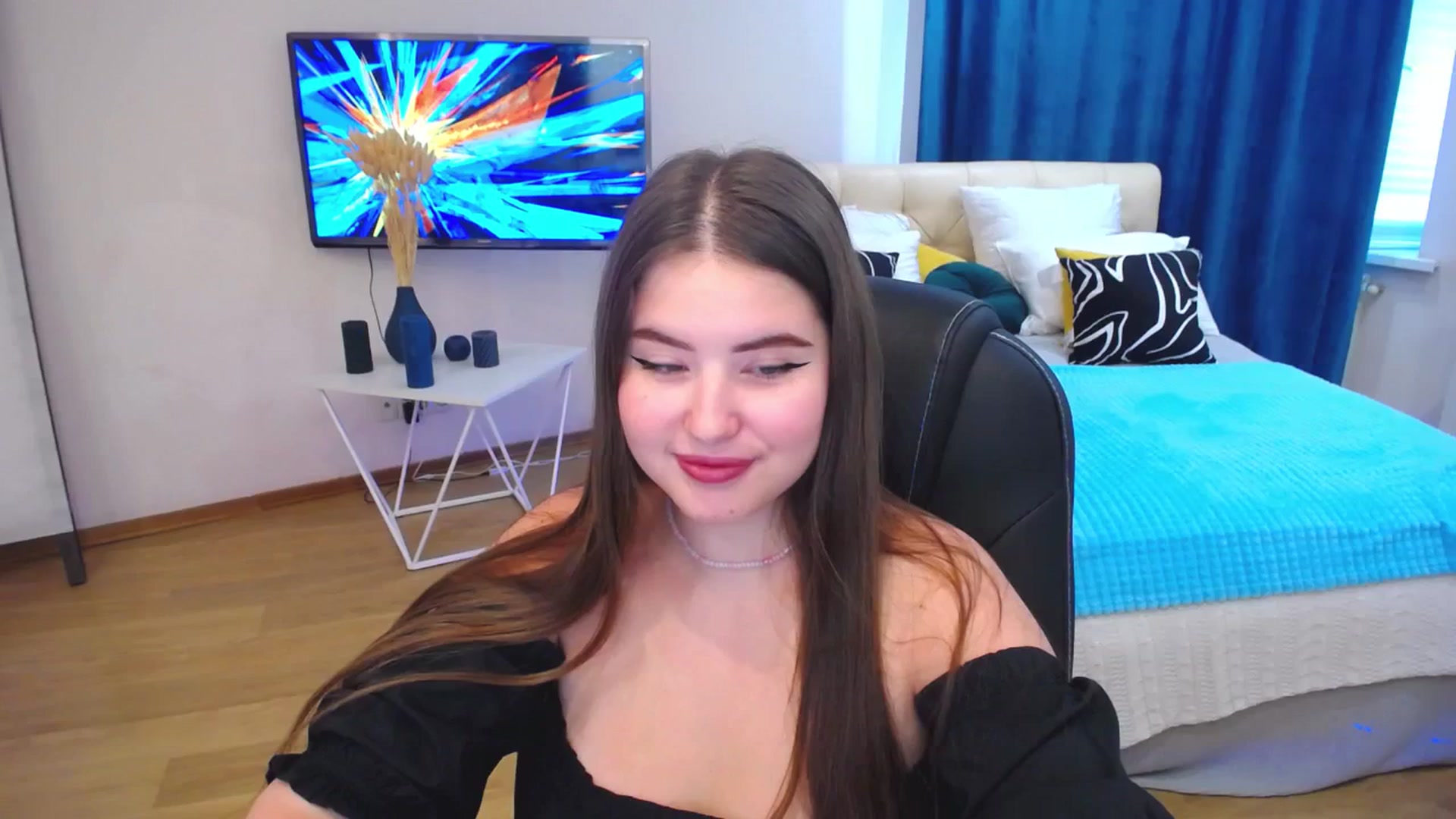 Gallery image thumbnail from AdmireMyEyes's myfreecams stream on, 09/03/2023, 07:48 image 5 of 20