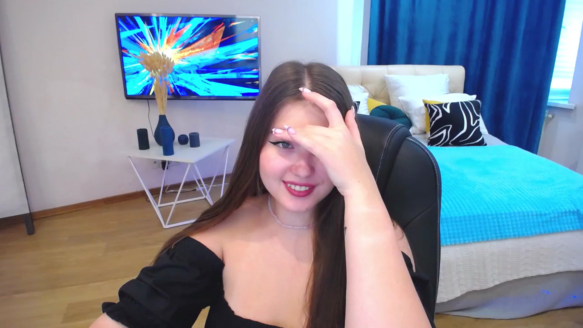 Gallery image thumbnail from AdmireMyEyes's myfreecams stream on, 09/03/2023, 07:48 image 8 of 20