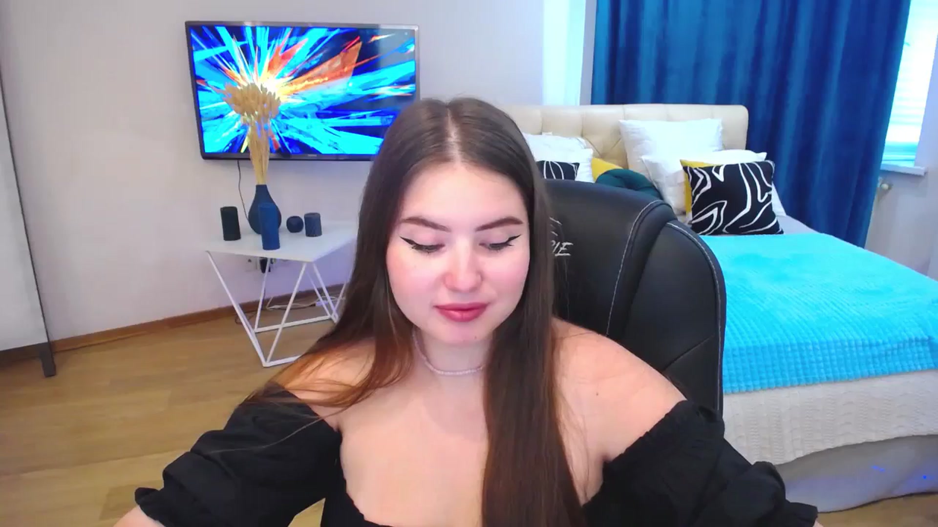 Gallery image thumbnail from AdmireMyEyes's myfreecams stream on, 09/03/2023, 07:48 image 11 of 20