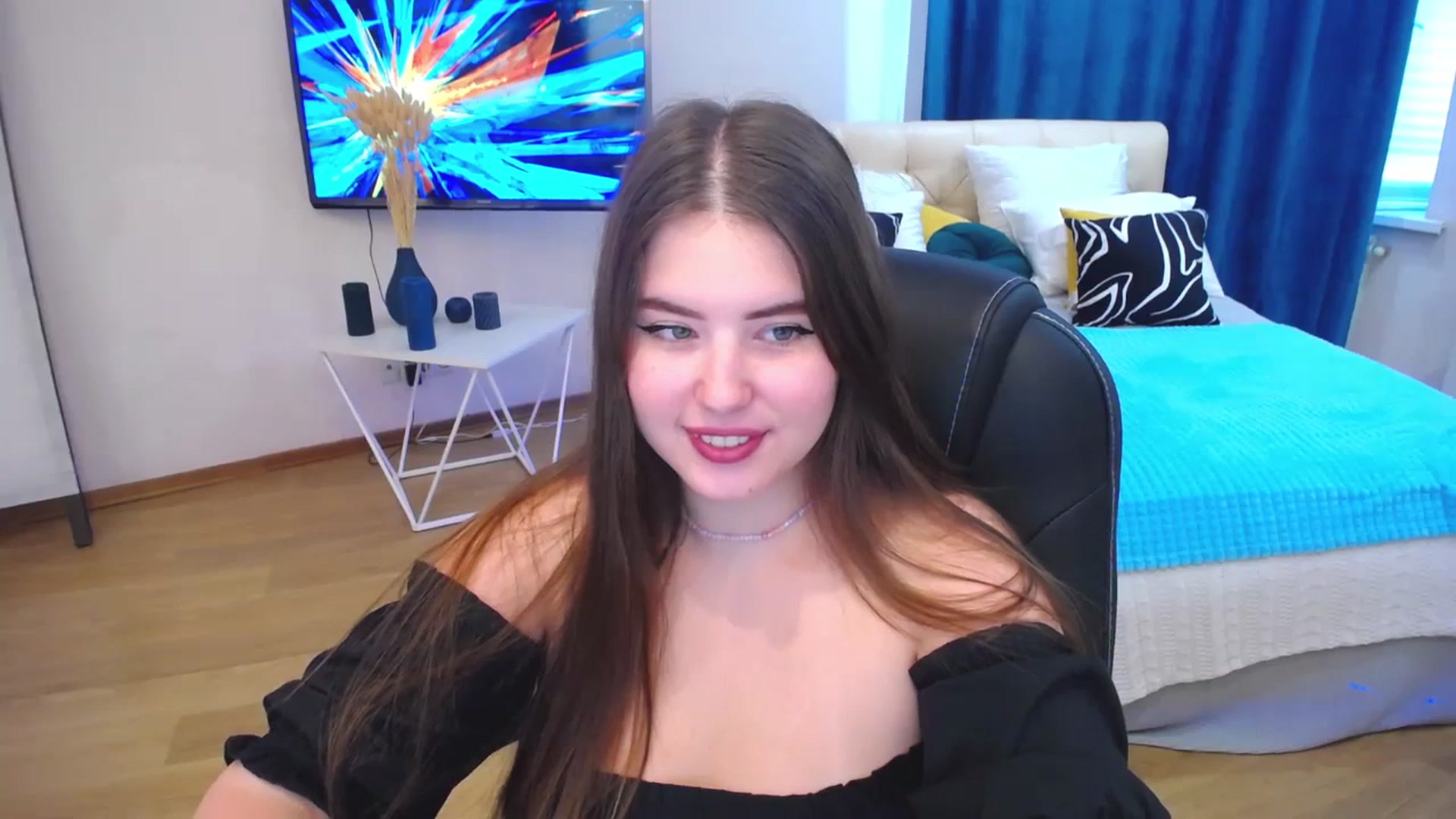 Gallery image thumbnail from AdmireMyEyes's myfreecams stream on, 09/03/2023, 07:48 image 16 of 20