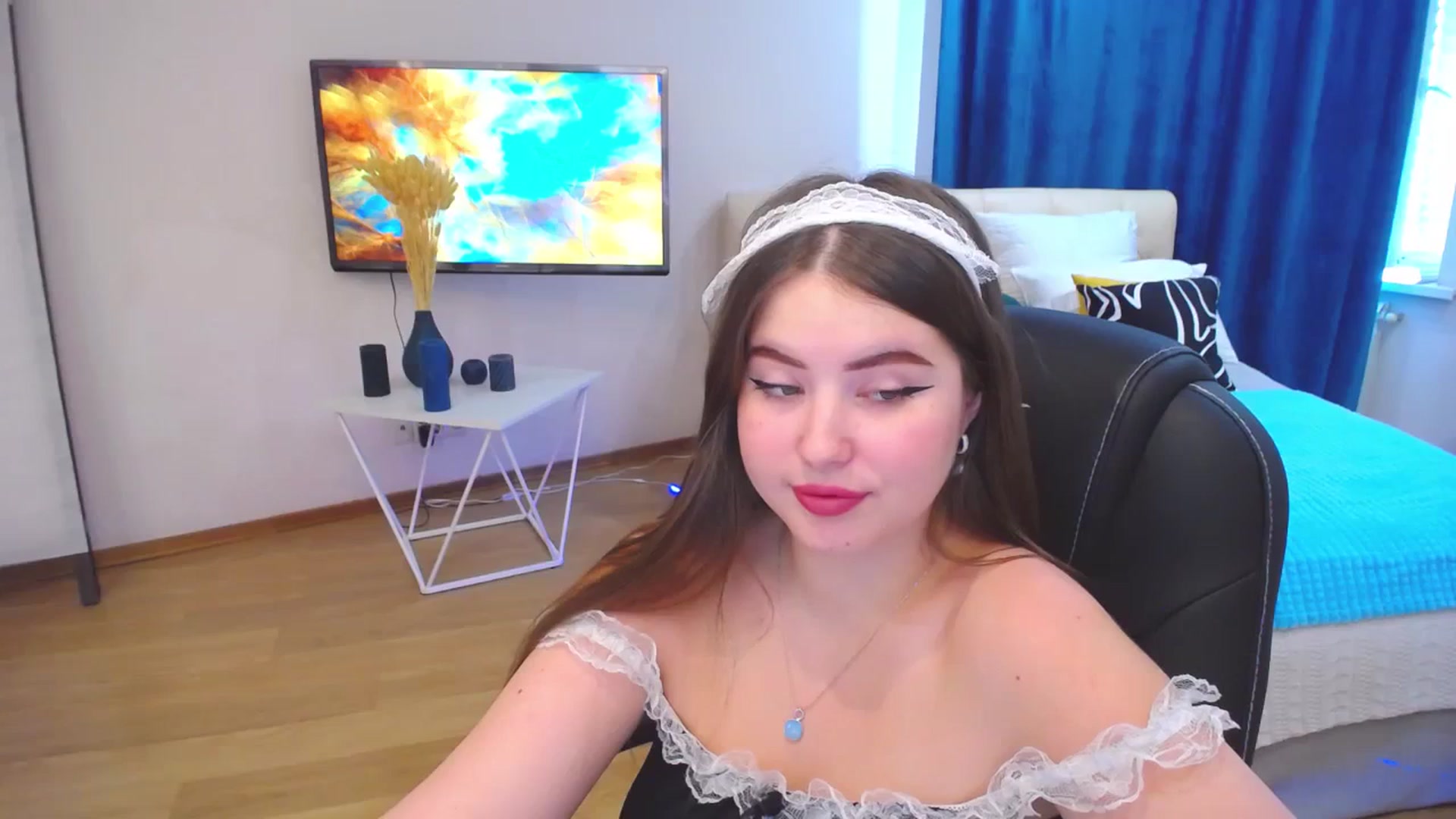 Gallery image thumbnail from AdmireMyEyes's myfreecams stream on, 09/08/2023, 09:20 image 9 of 20