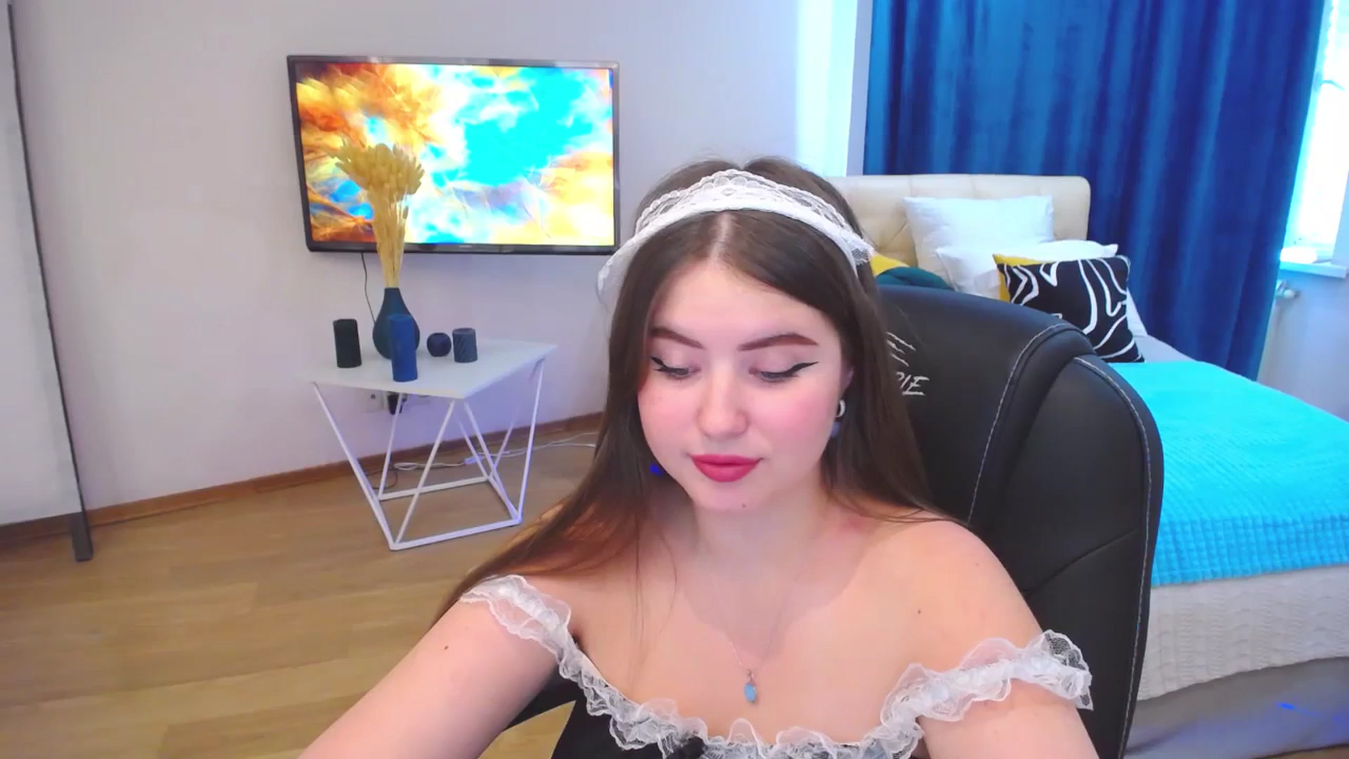 Gallery image thumbnail from AdmireMyEyes's myfreecams stream on, 09/08/2023, 09:20 image 10 of 20