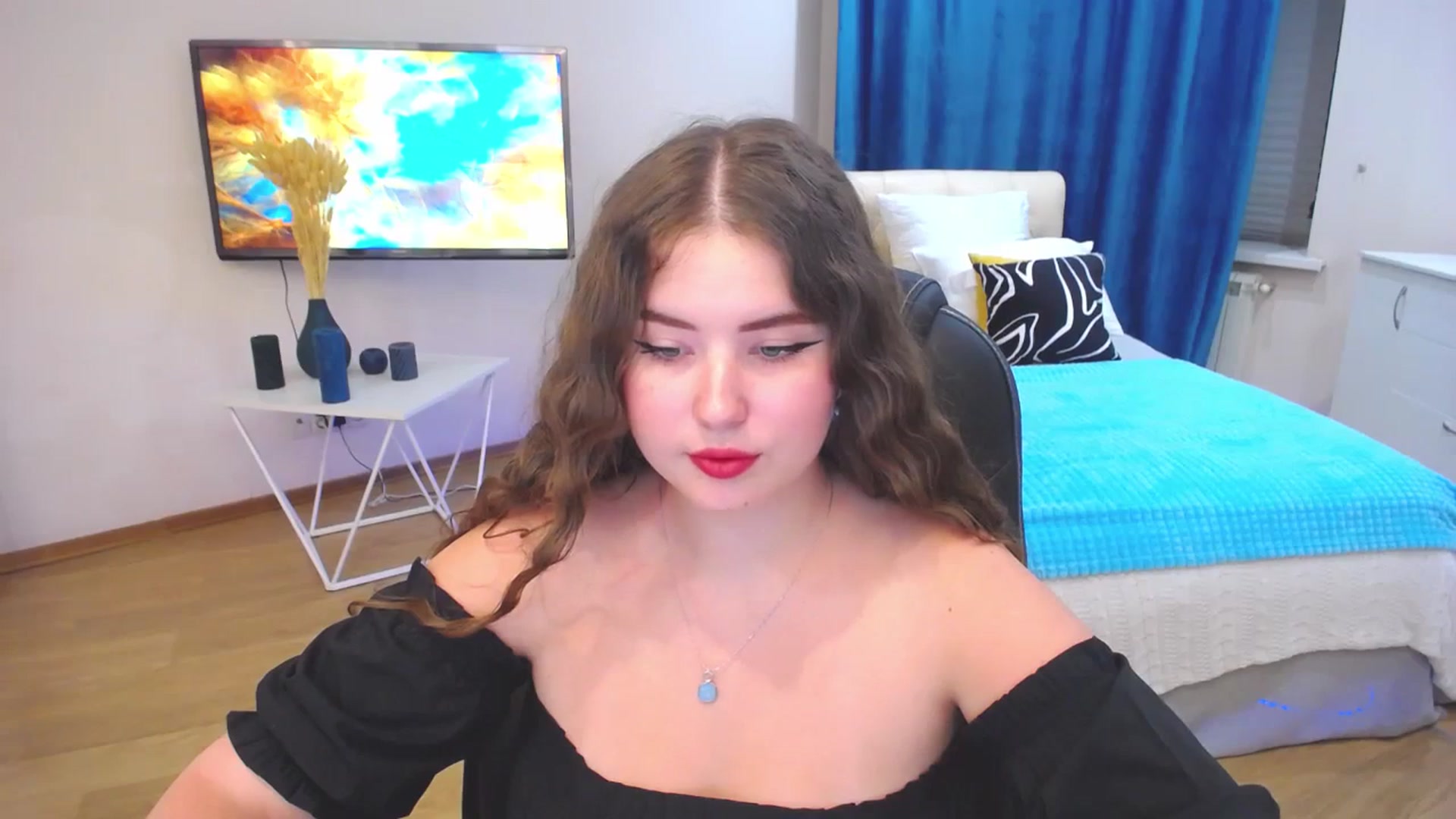 Gallery image thumbnail from AdmireMyEyes's myfreecams stream on, 09/10/2023, 17:37 image 10 of 20