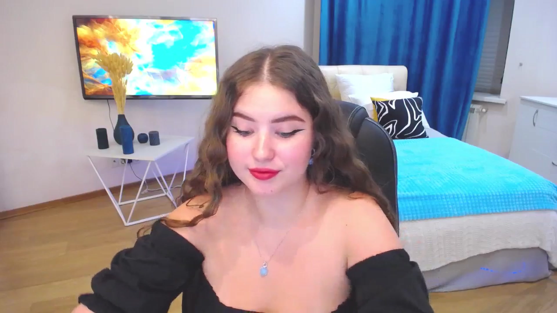 Gallery image thumbnail from AdmireMyEyes's myfreecams stream on, 09/10/2023, 17:37 image 14 of 20
