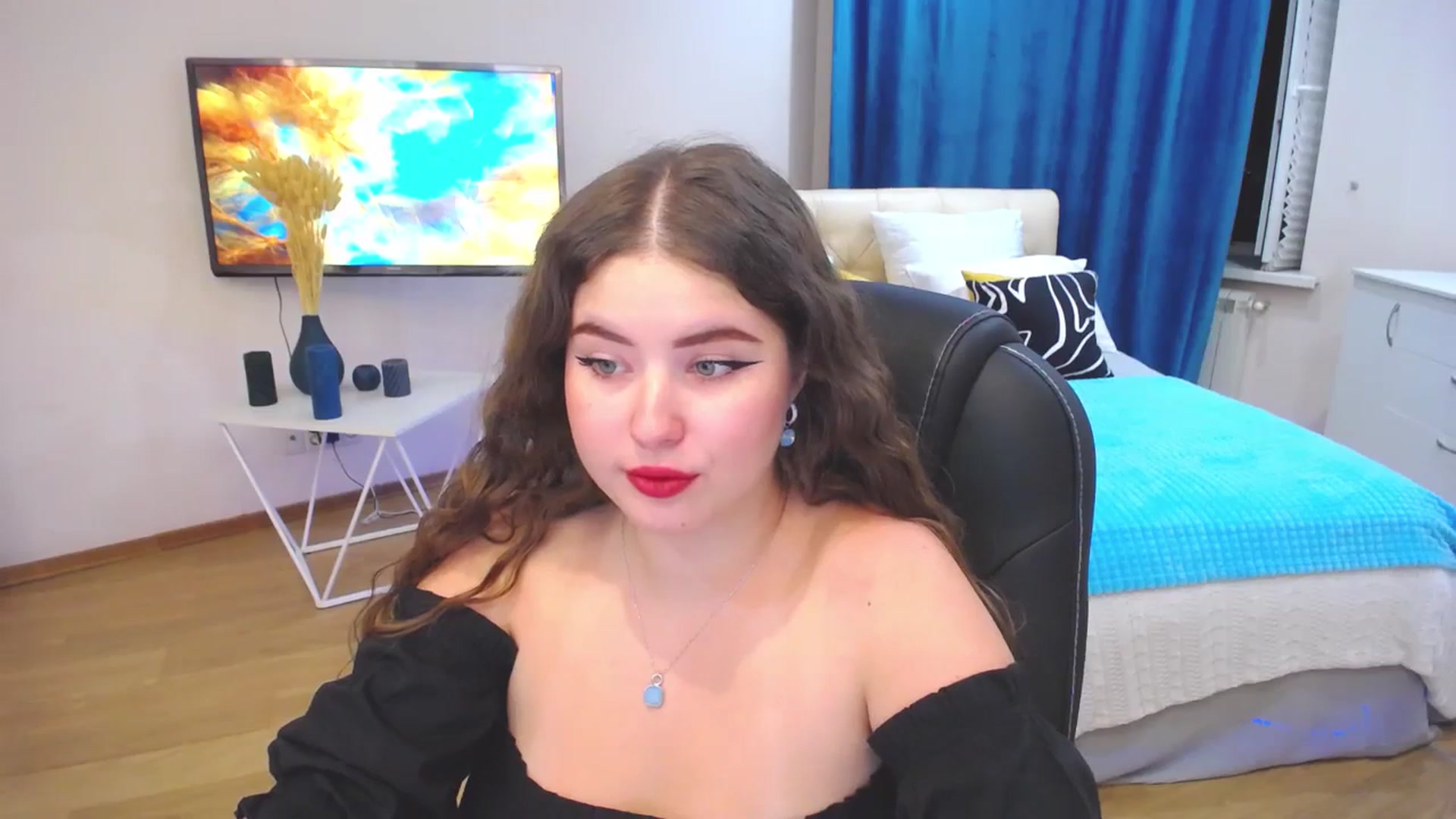 Gallery image thumbnail from AdmireMyEyes's myfreecams stream on, 09/10/2023, 19:47 image 7 of 20