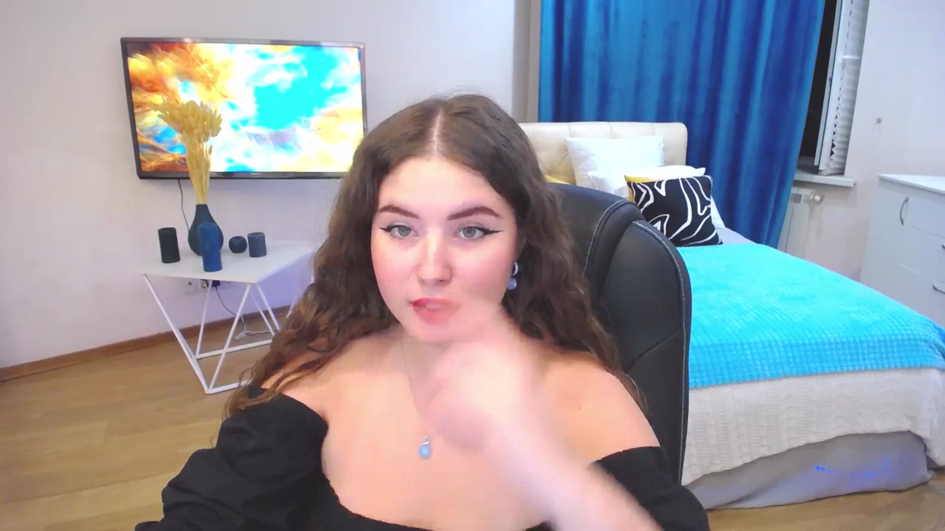 Gallery image thumbnail from AdmireMyEyes's myfreecams stream on, 09/10/2023, 19:47 image 6 of 20