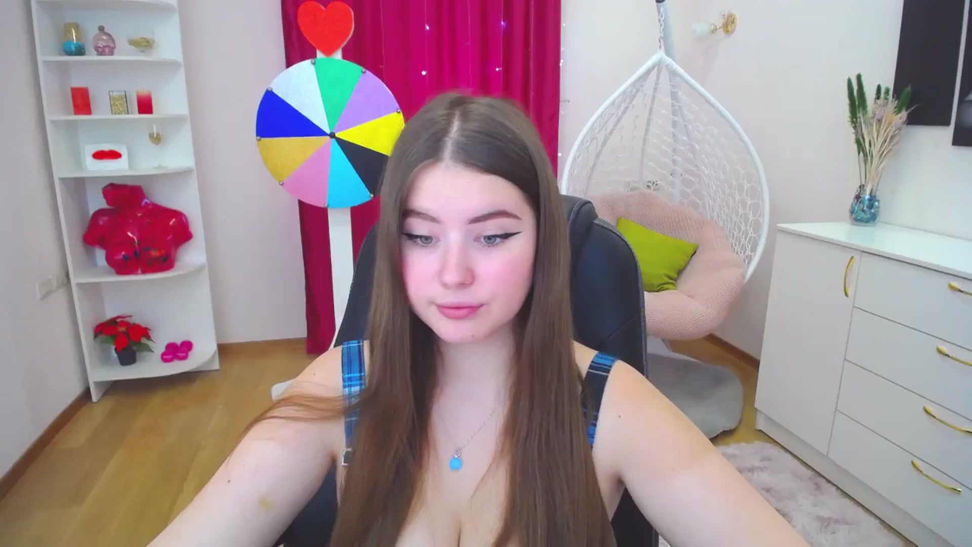 Gallery image thumbnail from AdmireMyEyes's myfreecams stream on, 09/12/2023, 11:27 image 13 of 20