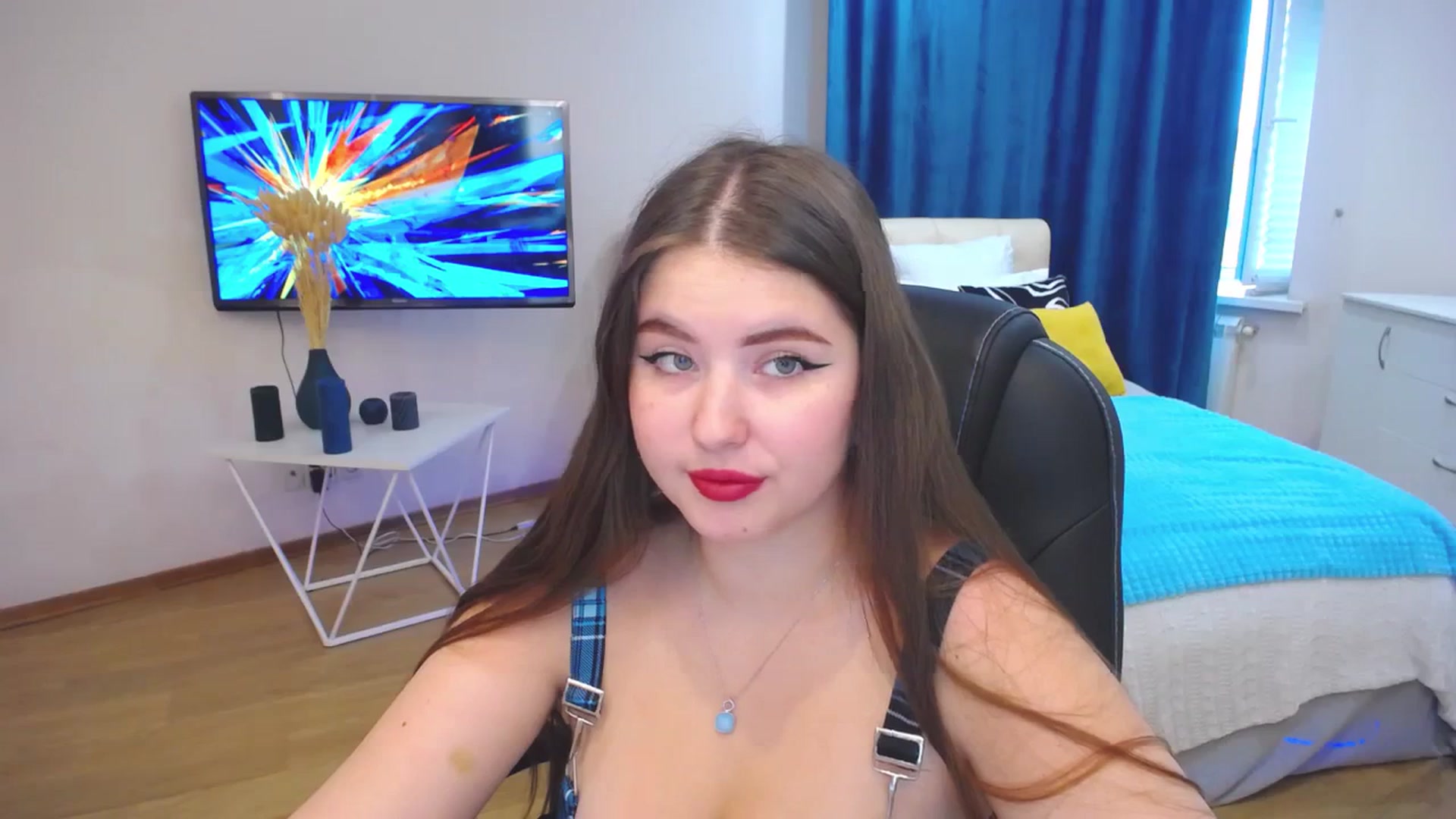 Gallery image thumbnail from AdmireMyEyes's myfreecams stream on, 09/12/2023, 12:46 image 19 of 20