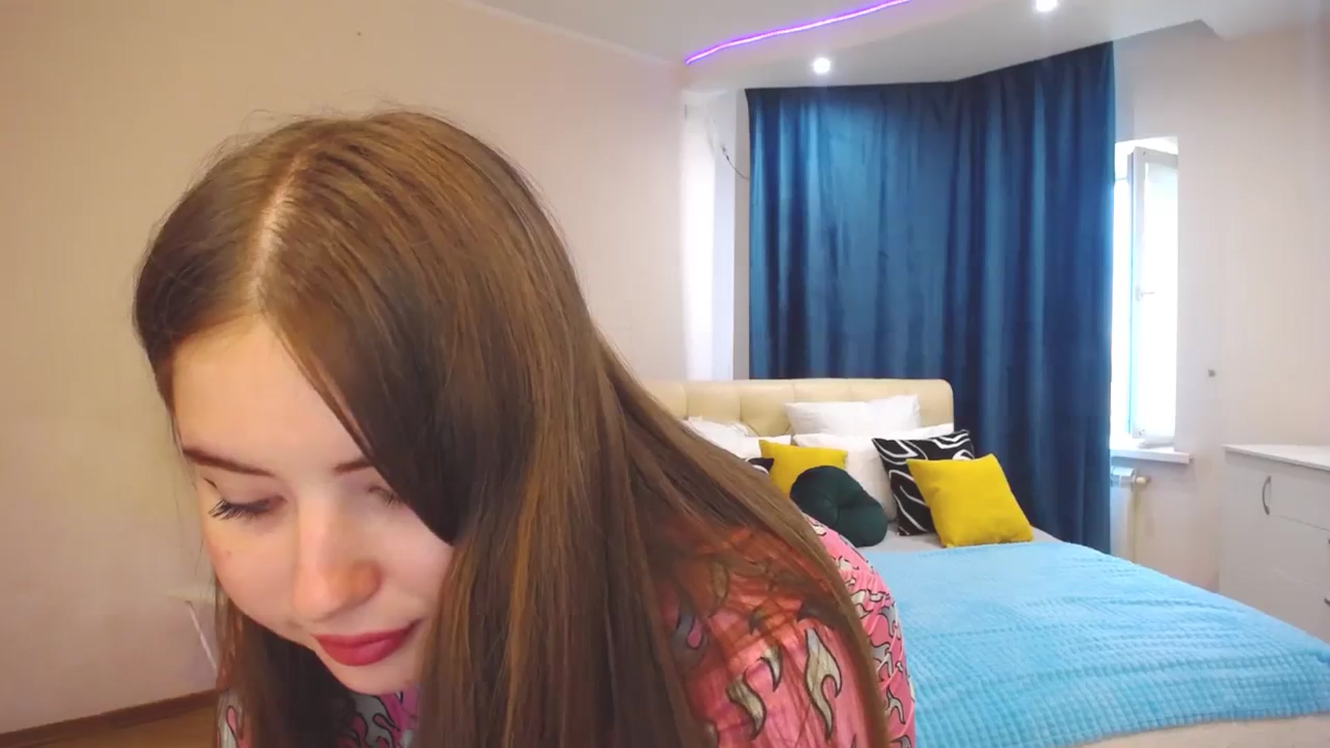 Gallery image thumbnail from AdmireMyEyes's myfreecams stream on, 09/13/2023, 08:47 image 8 of 20