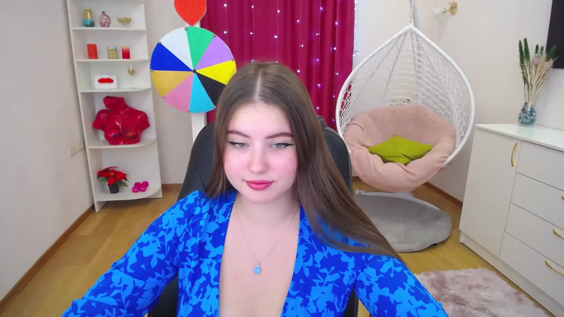 Gallery image thumbnail from AdmireMyEyes's myfreecams stream on, 09/14/2023, 07:14 image 10 of 20