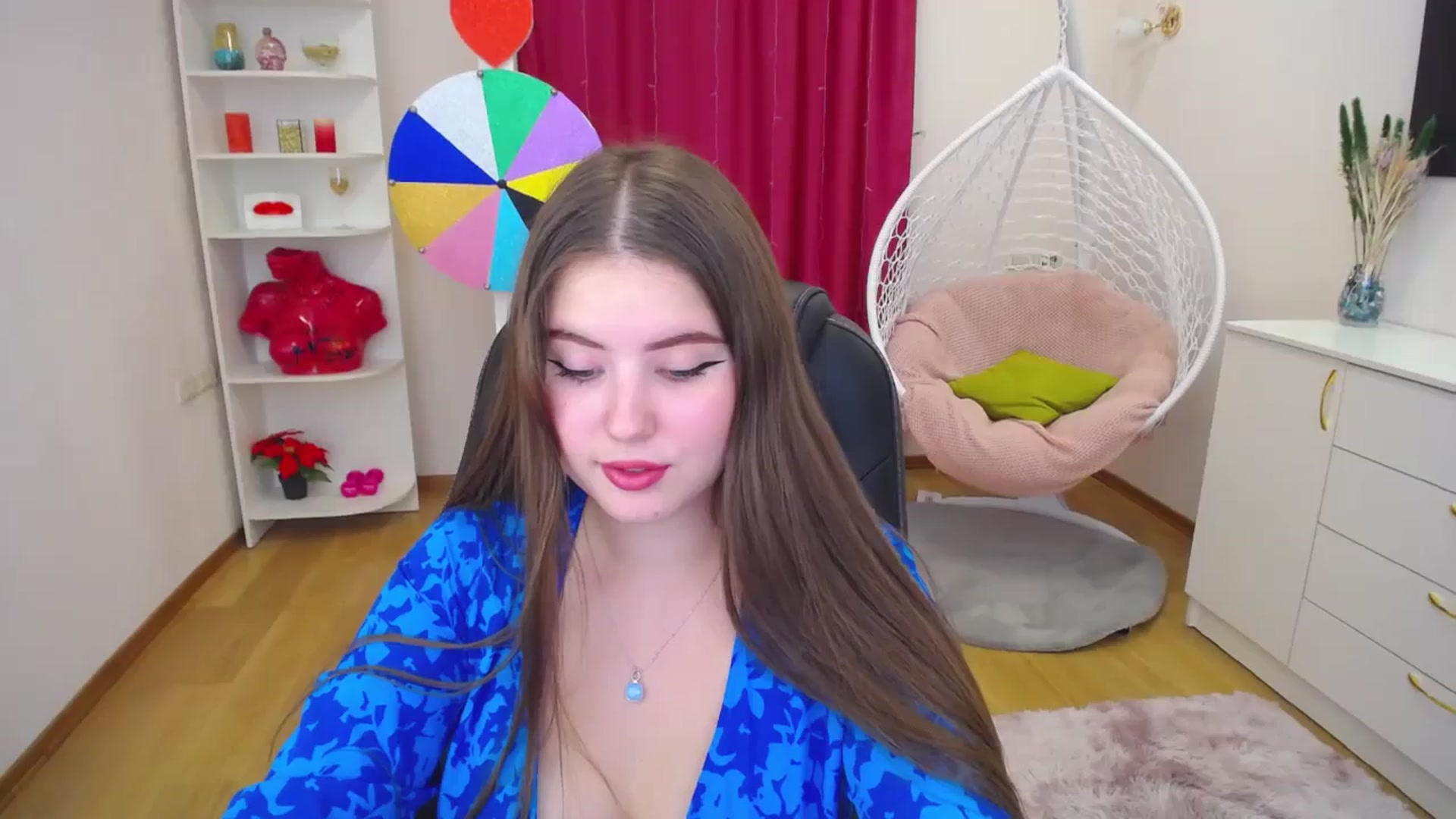 Gallery image thumbnail from AdmireMyEyes's myfreecams stream on, 09/14/2023, 07:14 image 18 of 20