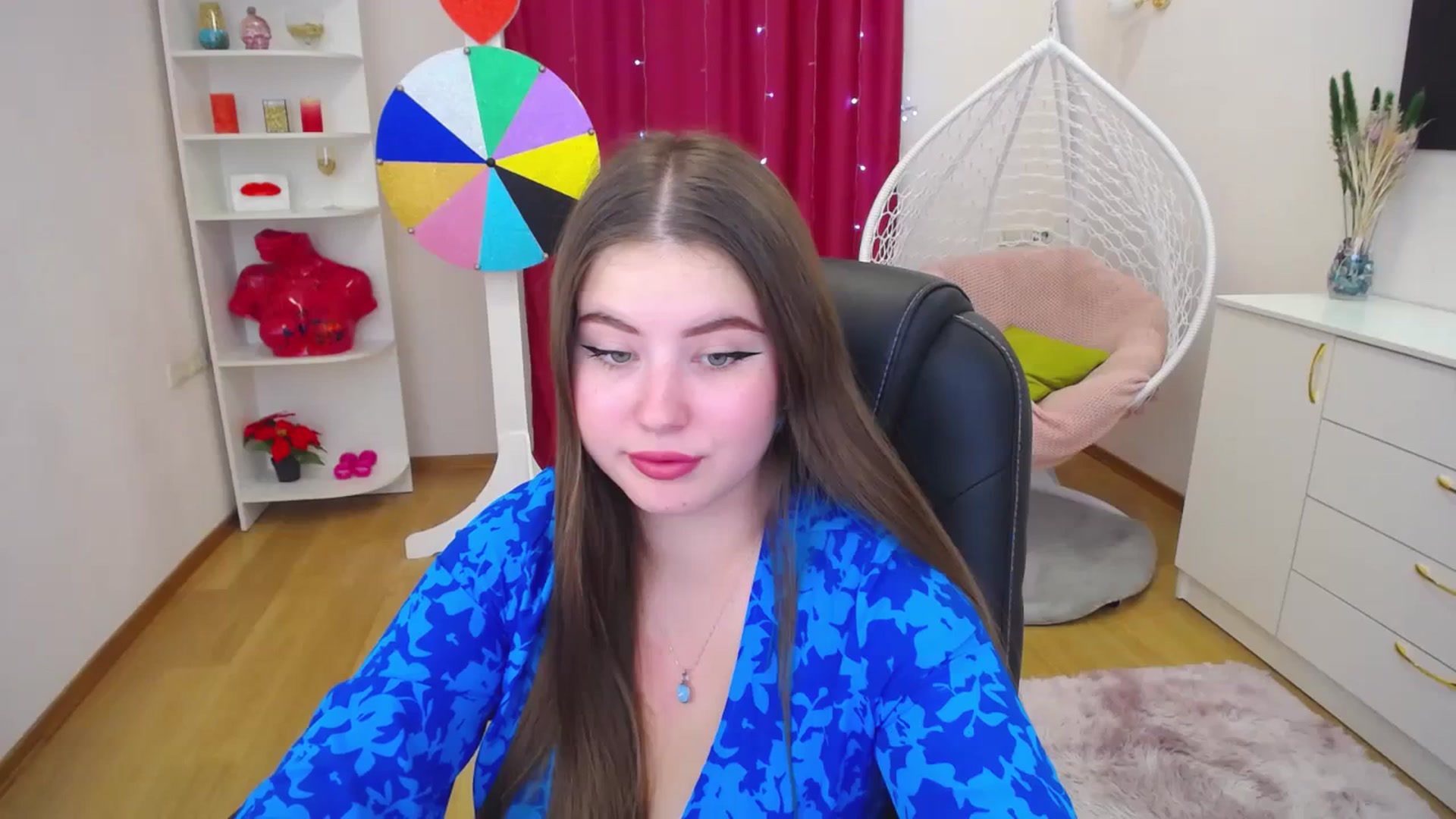 Gallery image thumbnail from AdmireMyEyes's myfreecams stream on, 09/14/2023, 09:01 image 9 of 20