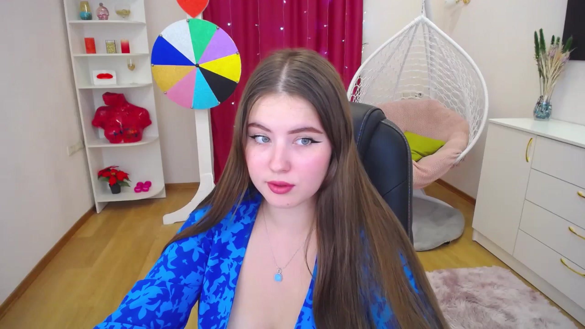 Gallery image thumbnail from AdmireMyEyes's myfreecams stream on, 09/14/2023, 09:48 image 15 of 20
