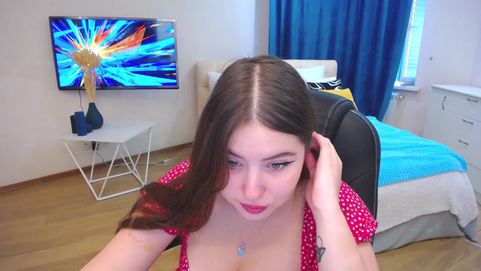 Gallery image thumbnail from AdmireMyEyes's myfreecams stream on, 09/17/2023, 04:12 image 11 of 20