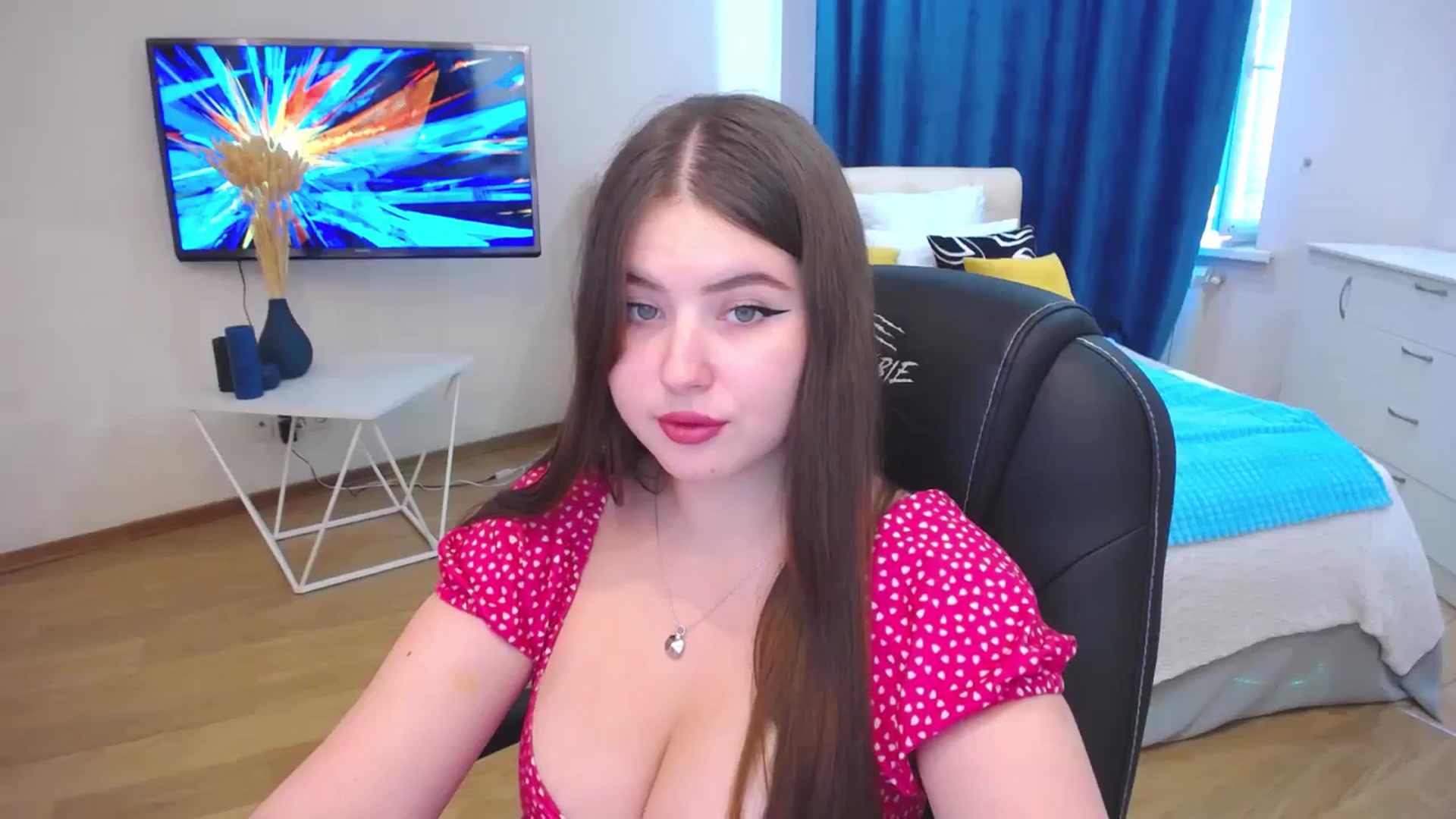 Gallery image thumbnail from AdmireMyEyes's myfreecams stream on, 09/17/2023, 10:07 image 7 of 20
