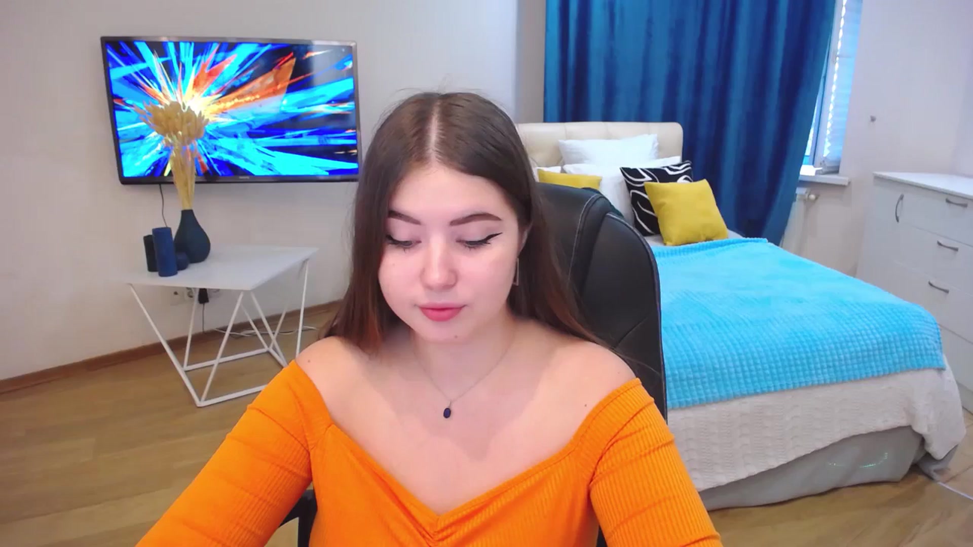 Gallery image thumbnail from AdmireMyEyes's myfreecams stream on, 09/18/2023, 03:35 image 3 of 20