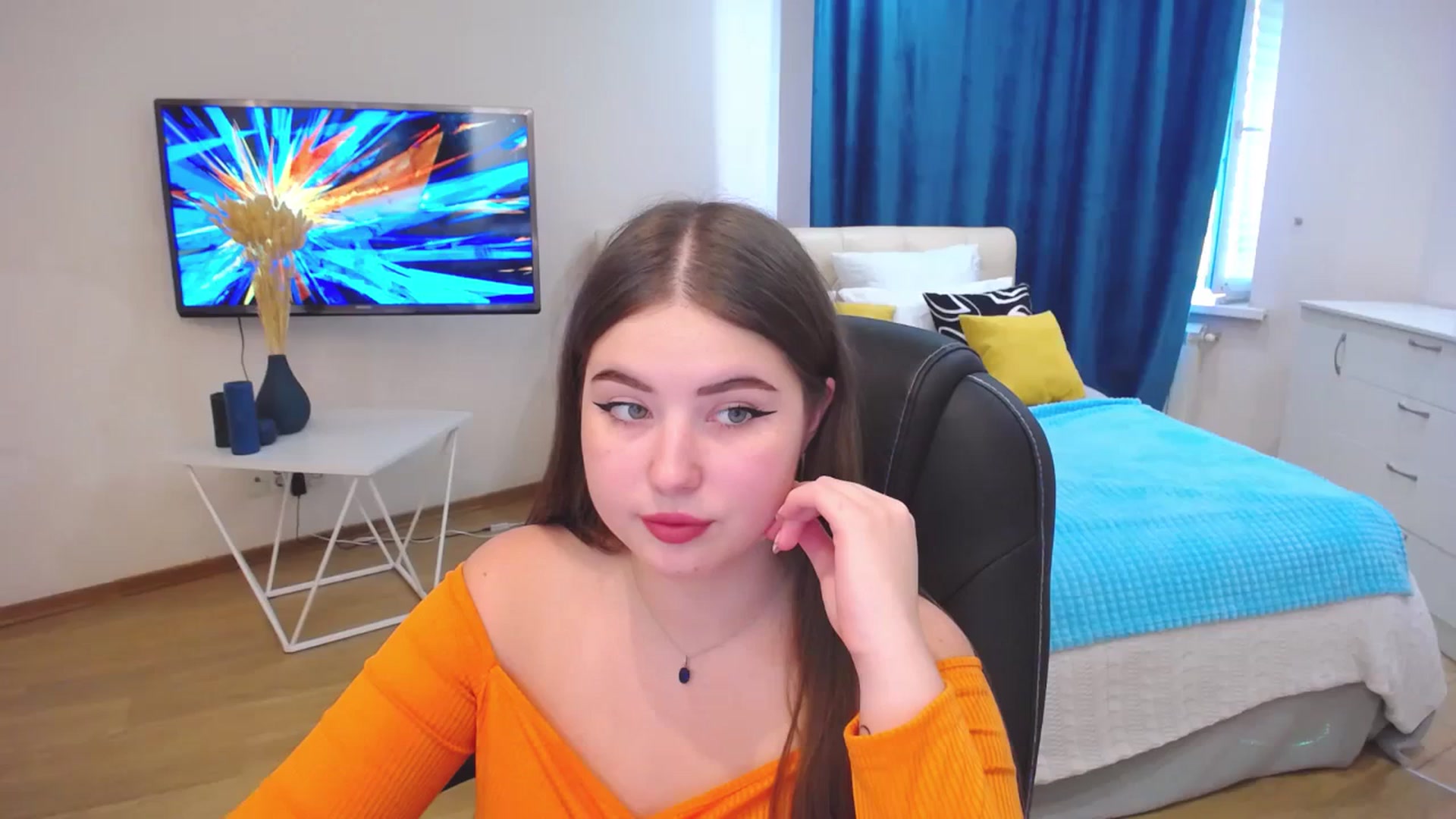 Gallery image thumbnail from AdmireMyEyes's myfreecams stream on, 09/18/2023, 09:49 image 1 of 20