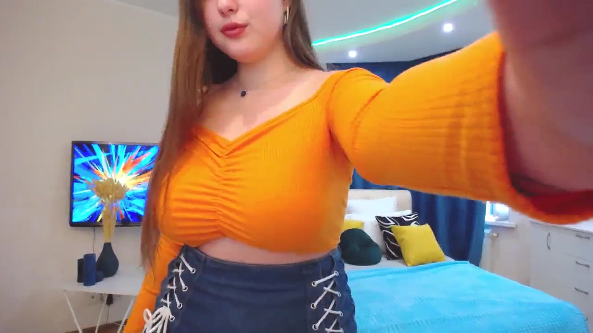 Gallery image thumbnail from AdmireMyEyes's myfreecams stream on, 09/18/2023, 09:49 image 6 of 20