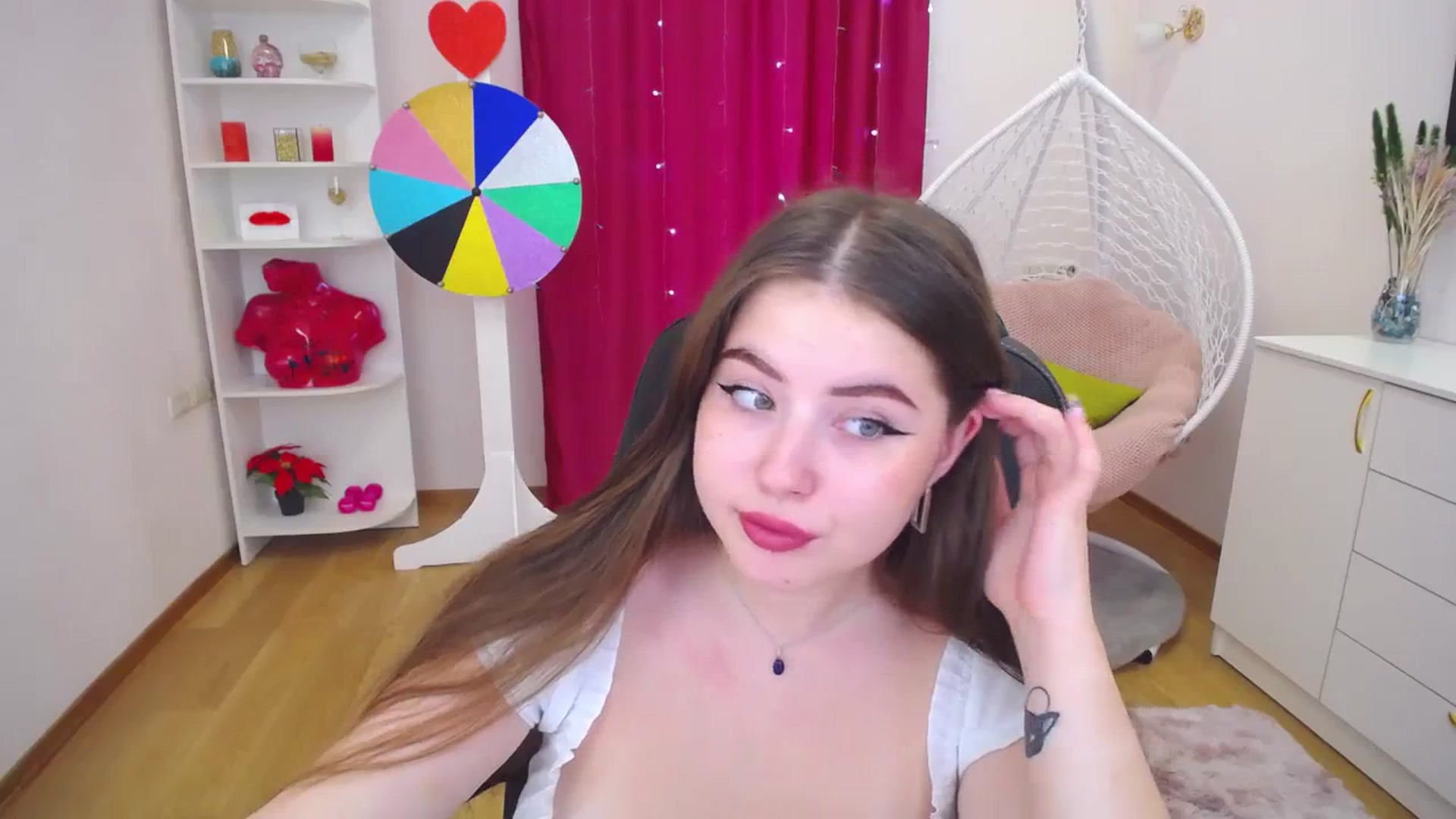 Gallery image thumbnail from AdmireMyEyes's myfreecams stream on, 09/19/2023, 09:47 image 3 of 20