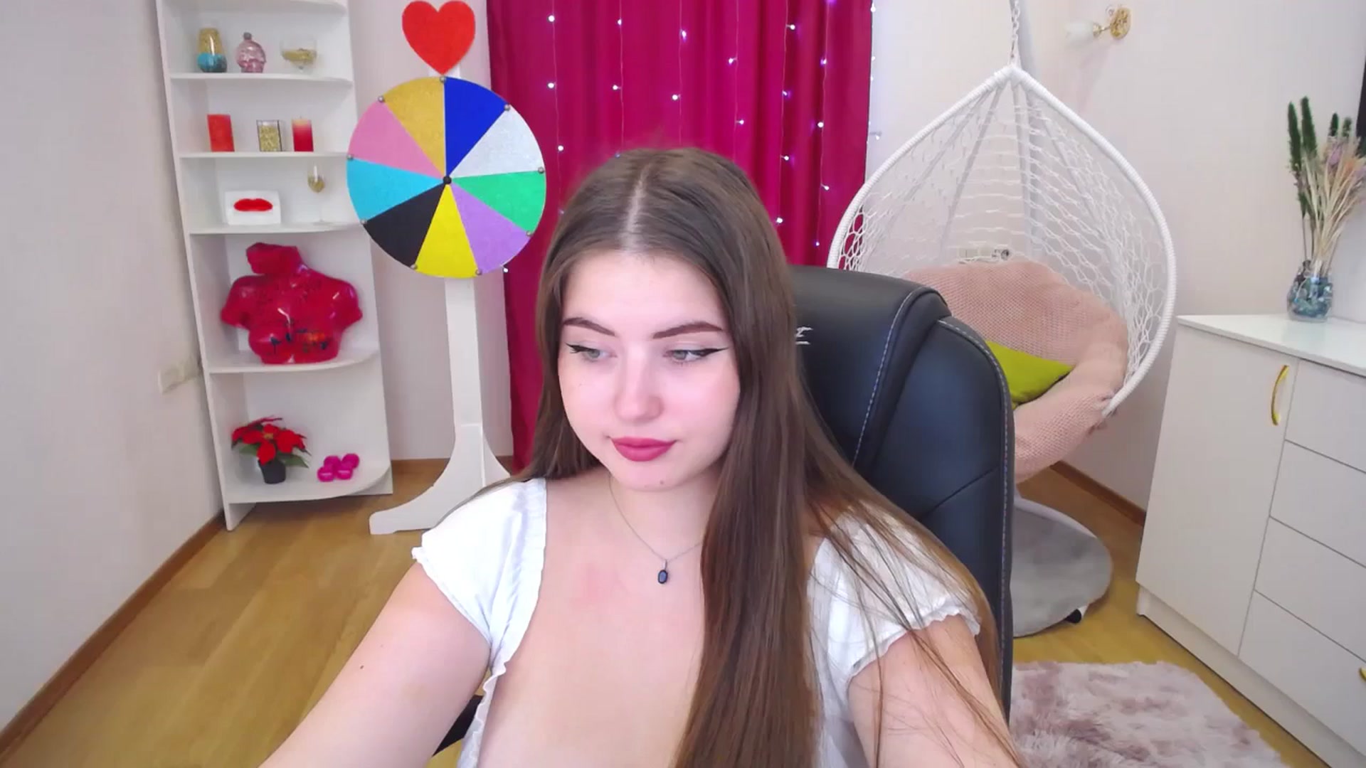 Gallery image thumbnail from AdmireMyEyes's myfreecams stream on, 09/19/2023, 09:47 image 10 of 20