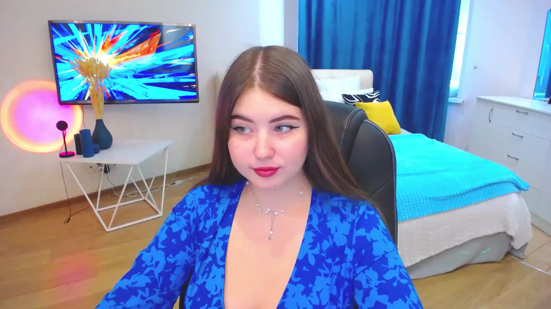 Gallery image thumbnail from AdmireMyEyes's myfreecams stream on, 09/24/2023, 07:48 image 3 of 20